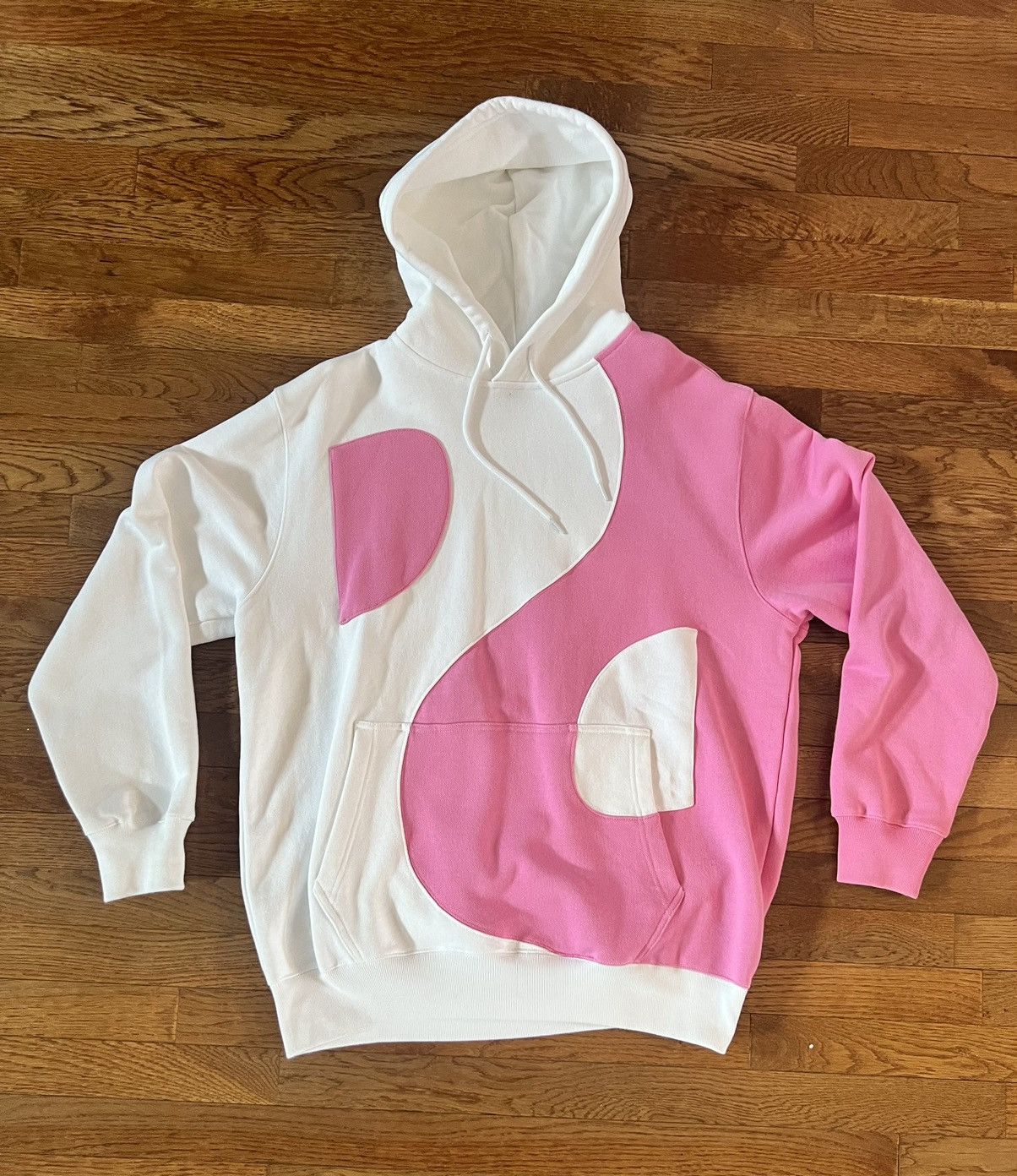 Palace Palace Ying Yang Hoodie Pink/White sz XL Size US XL / EU 56 / 4 - 3 Thumbnail