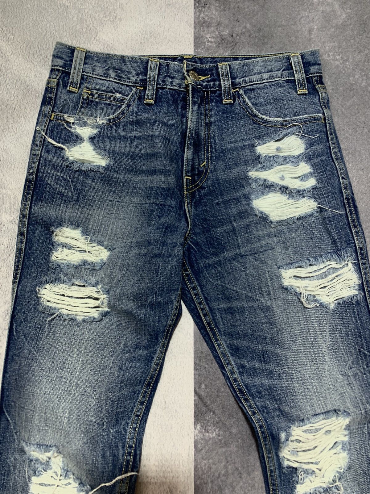 Levi's × Vintage Vintage Y2K Levi’s denim jeans distressed style size 27 Size 27" / US 4 / IT 40 - 2 Thumbnail