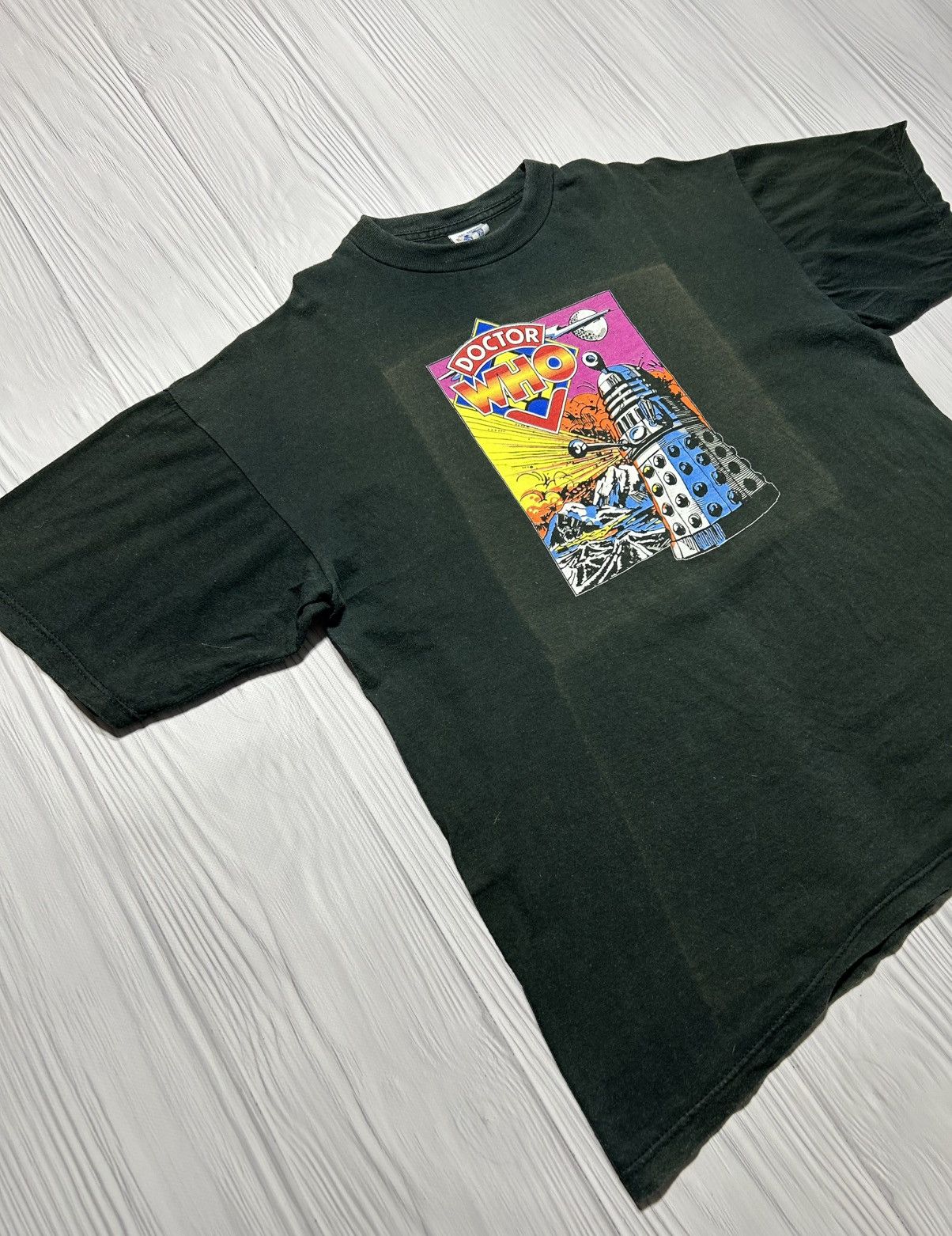 Vintage Vintage 90s Doctor Who Dalek Warzone T-Shirt Size US XL / EU 56 / 4 - 3 Thumbnail