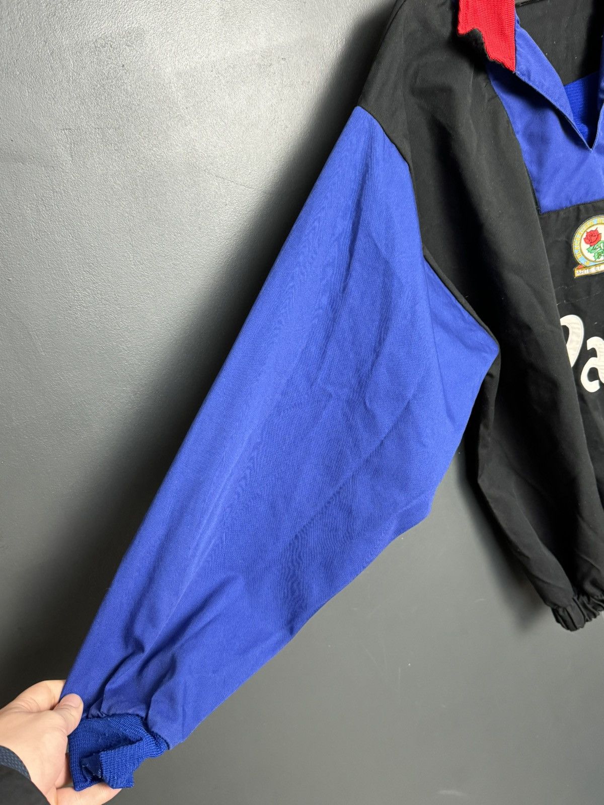Asics Blackburn Rovers Training Football Sweatshirt Size US XL / EU 56 / 4 - 6 Thumbnail