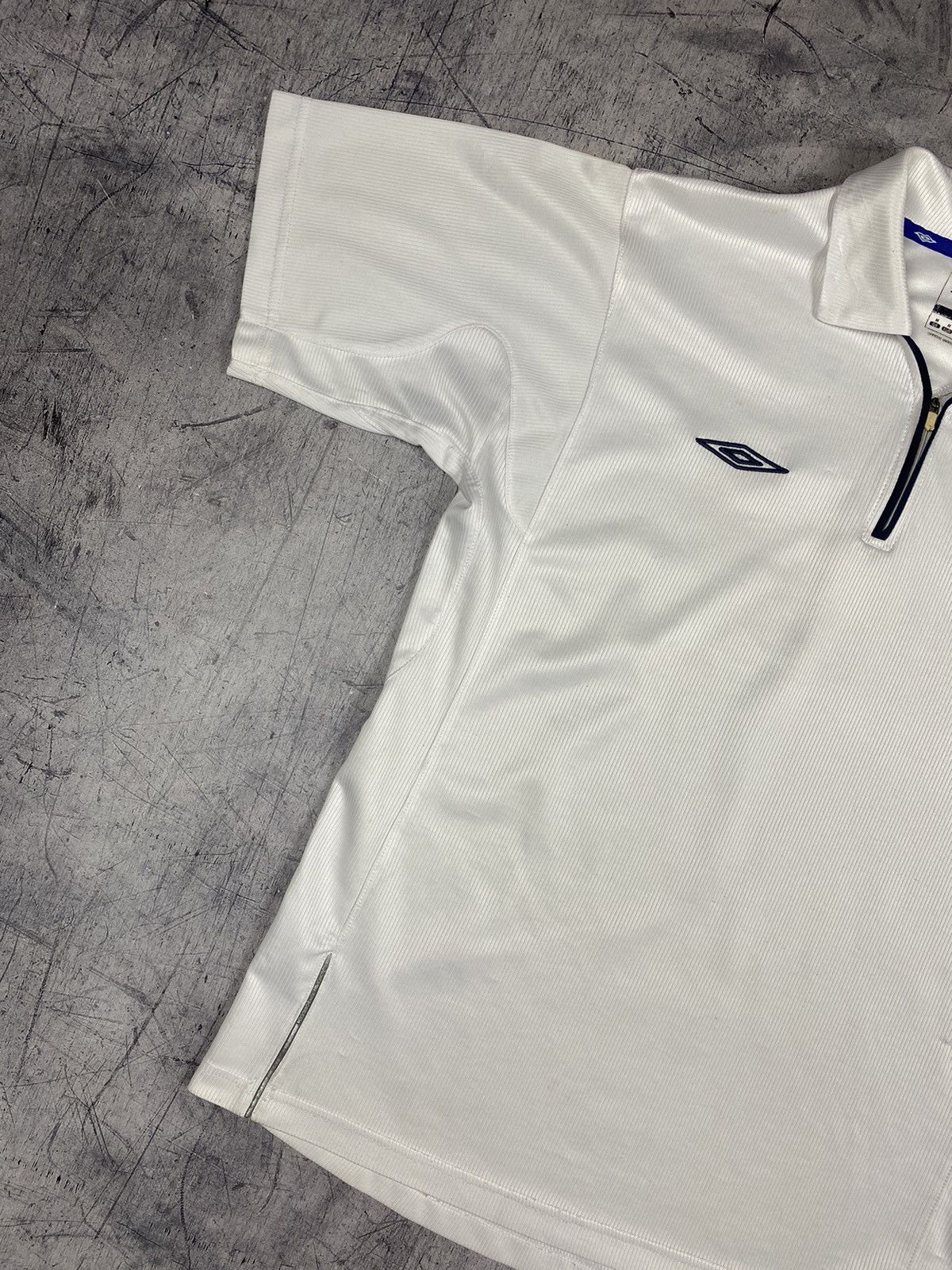 Umbro × Vintage Vintage Umbro Everton 2008 Soccer Jersey Size US M / EU 48-50 / 2 - 4 Thumbnail