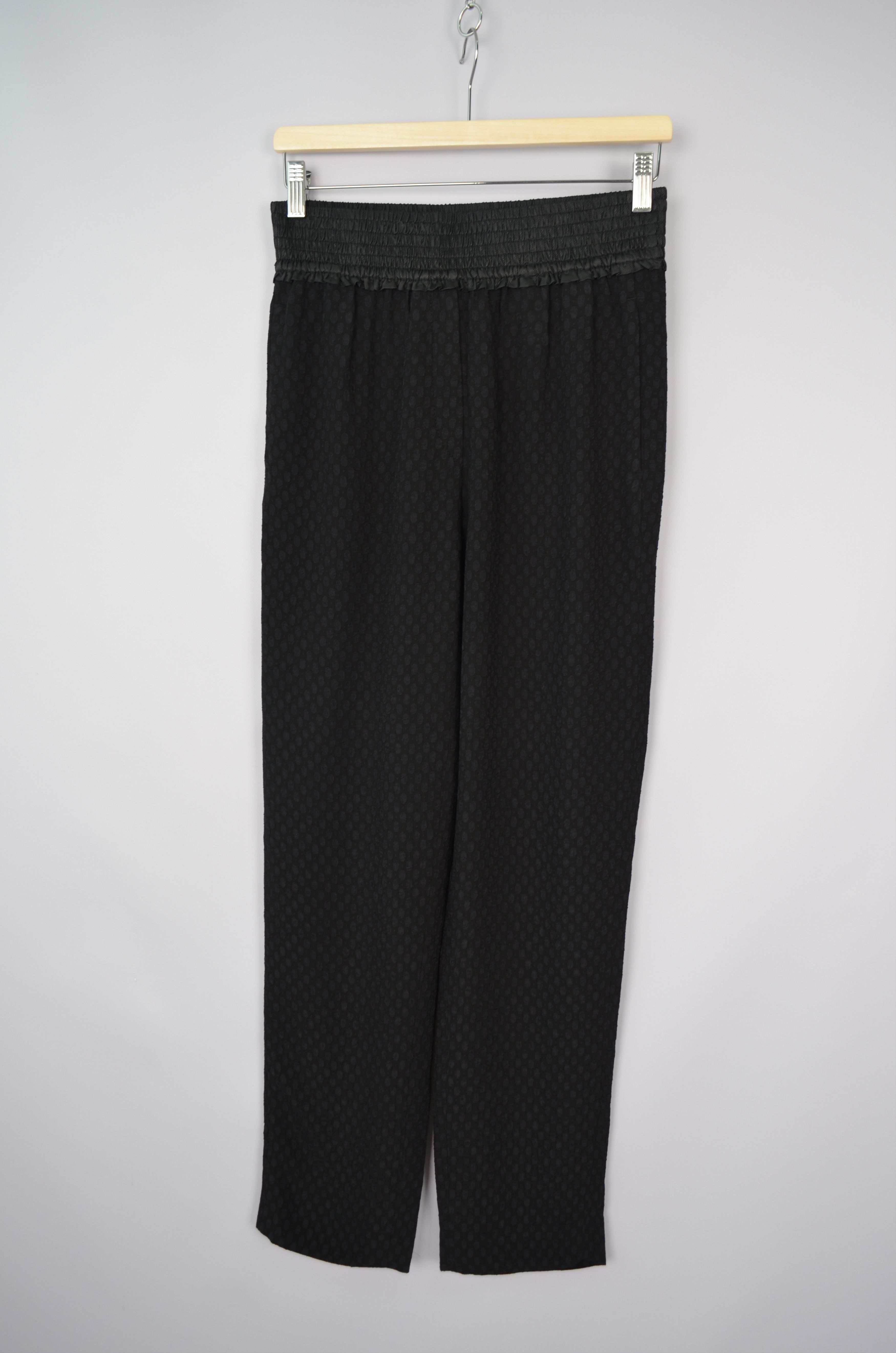 Sandro Sandro Black Textured Print Viscose Acetate Pants Size 3 Size 30" / US 8 / IT 44 - 2 Thumbnail