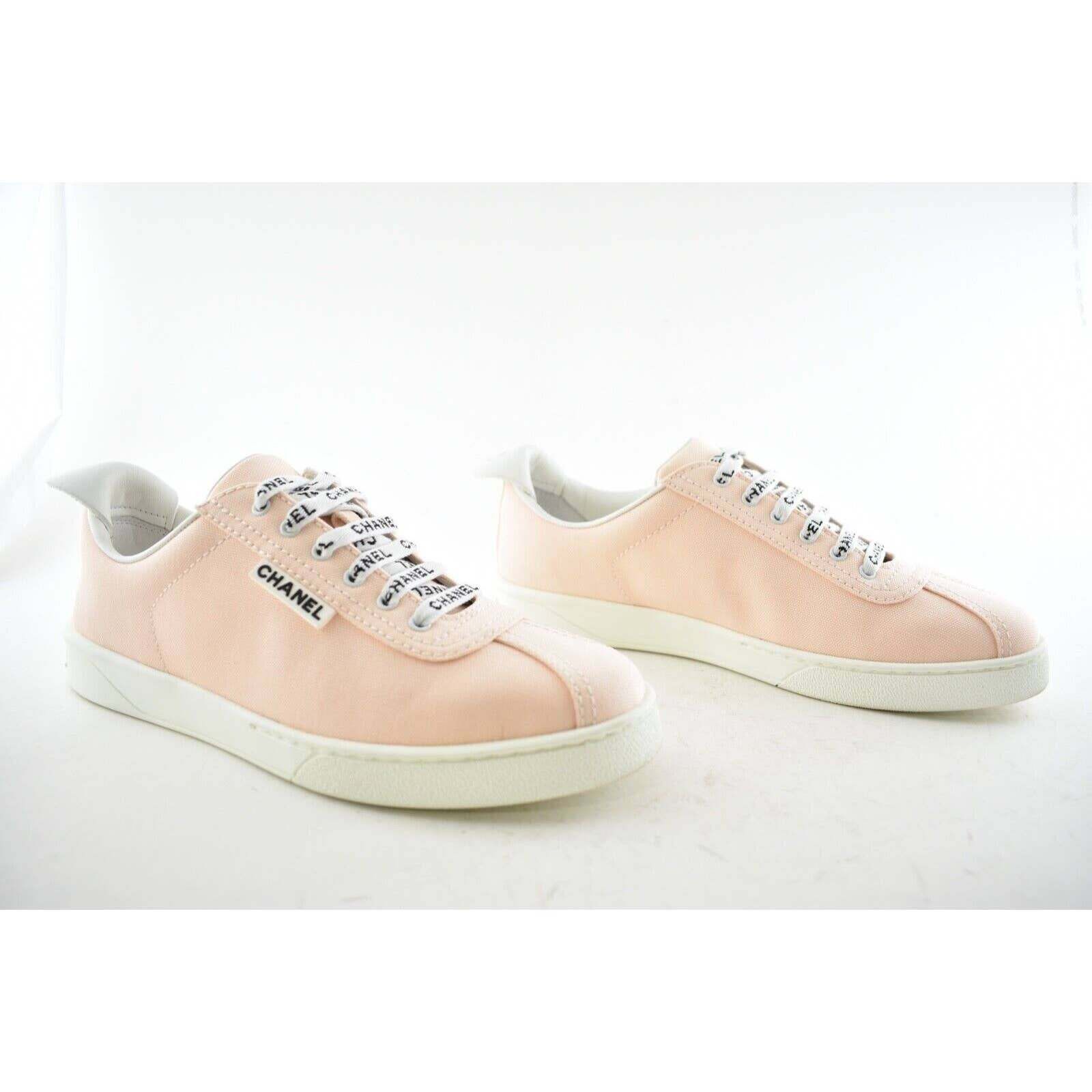 Chanel 19C Weekender Logo Lace Low Flat Runner Trainer Sneaker 40 Size US 10 / IT 40 - 5 Thumbnail