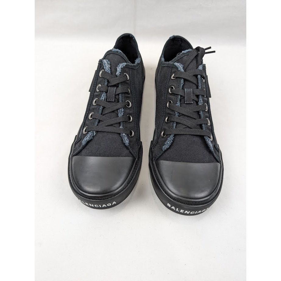 Balenciaga o1rshd1 Paris Low-Top Sneakers in Black Size US 9 / EU 42 - 15 Thumbnail