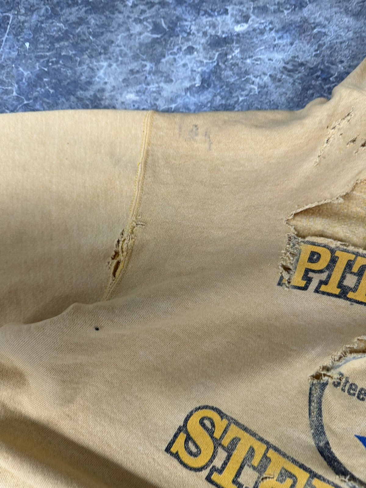 NFL × Vintage Thrashed and Repaired Pittsburgh Steelers Hoodie Size US M / EU 48-50 / 2 - 4 Thumbnail