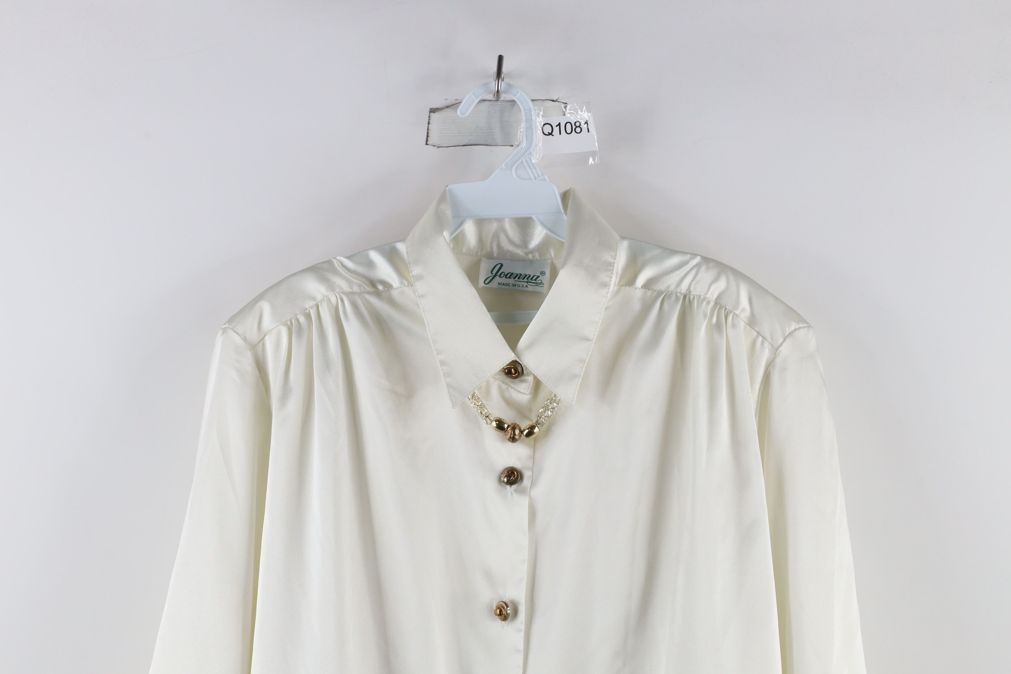 Vintage Vintage 90s Streetwear Necklace Collared Button Shirt USA Size L / US 10 / IT 46 - 2 Thumbnail