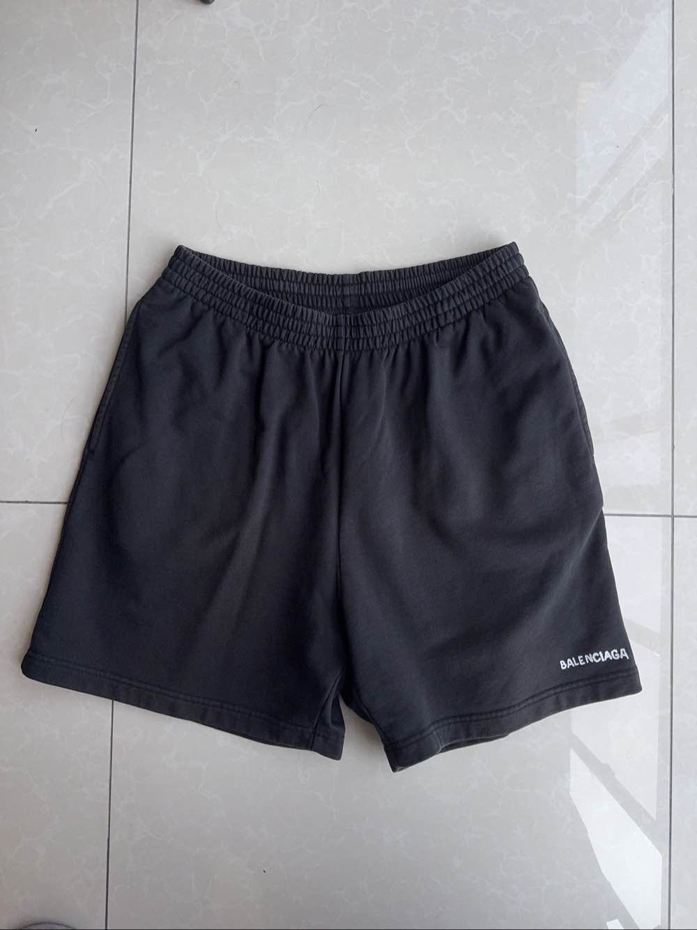 Balenciaga Balenciaga Logo Shorts Size S Size US 30 / EU 46 - 1 Thumbnail