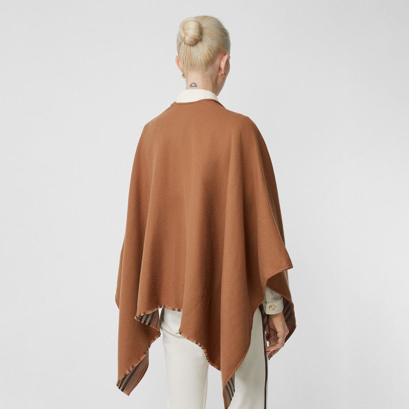 Burberry o1w1db10126 Reversible Icon Stripe Wool Cape in Multicolor Size XL / US 12-14 / IT 48-50 - 2 Thumbnail
