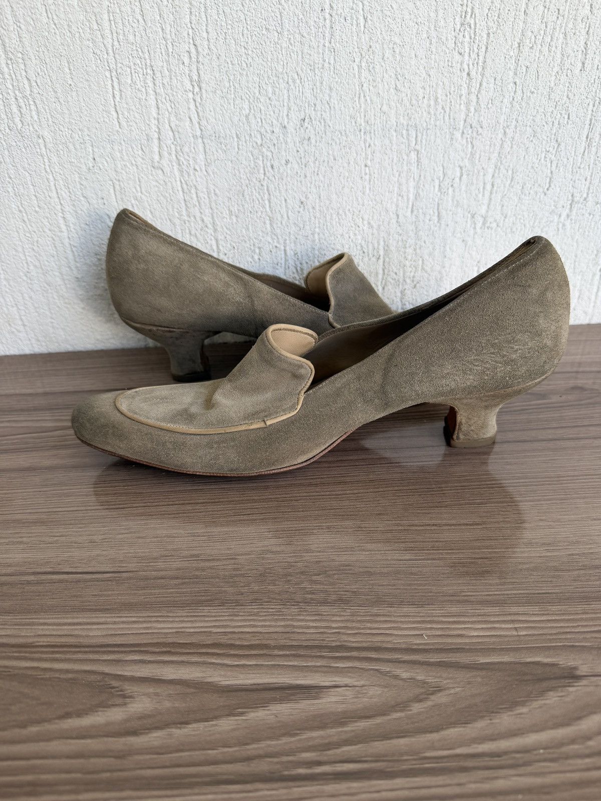 Cherevichkiotvichki Suede court shoe Size US 11 / IT 41 - 9 Thumbnail