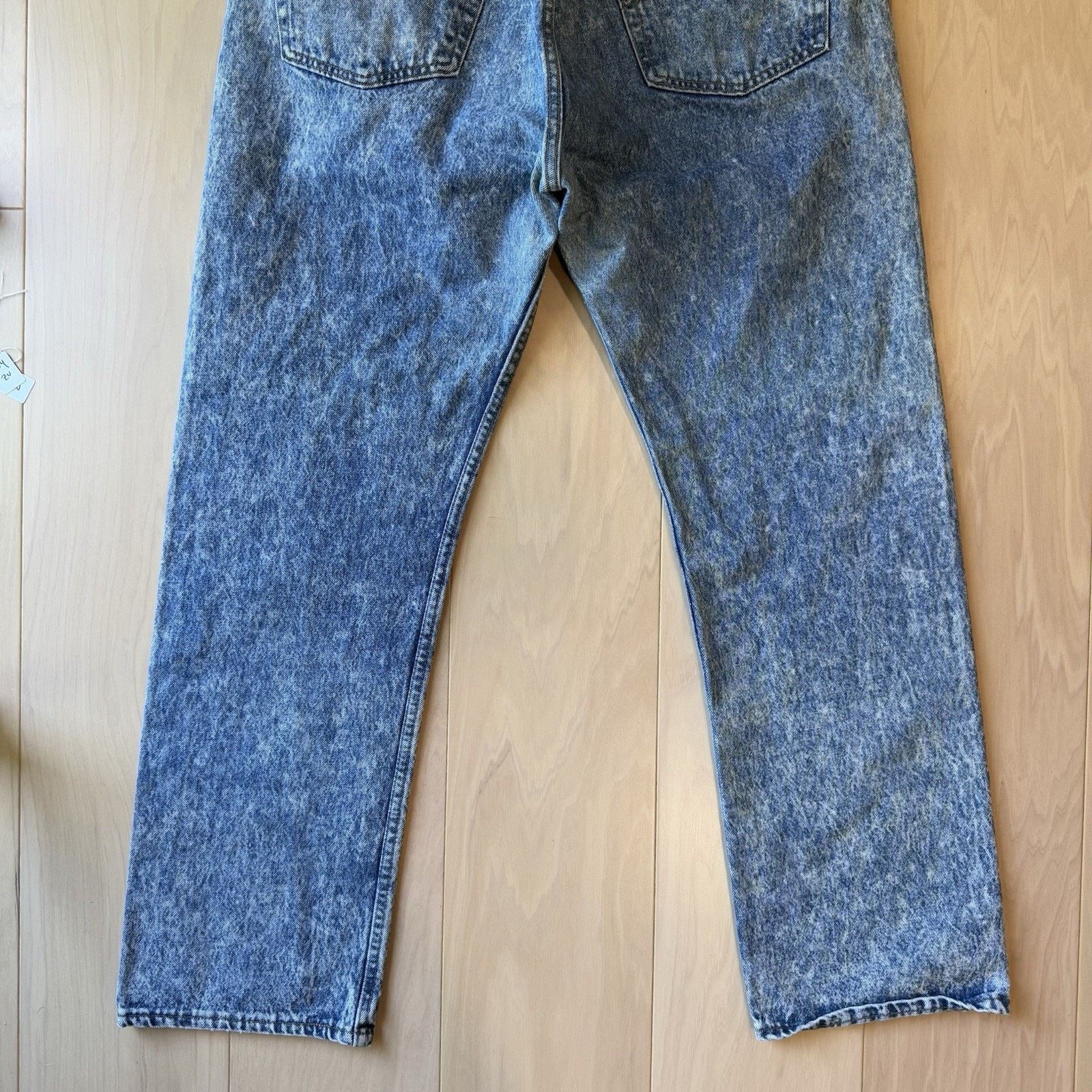 Levi's Vintage Levis 501 Jeans 37 Blue 80s Stone Wash Made in USA Size US 37 - 8 Thumbnail