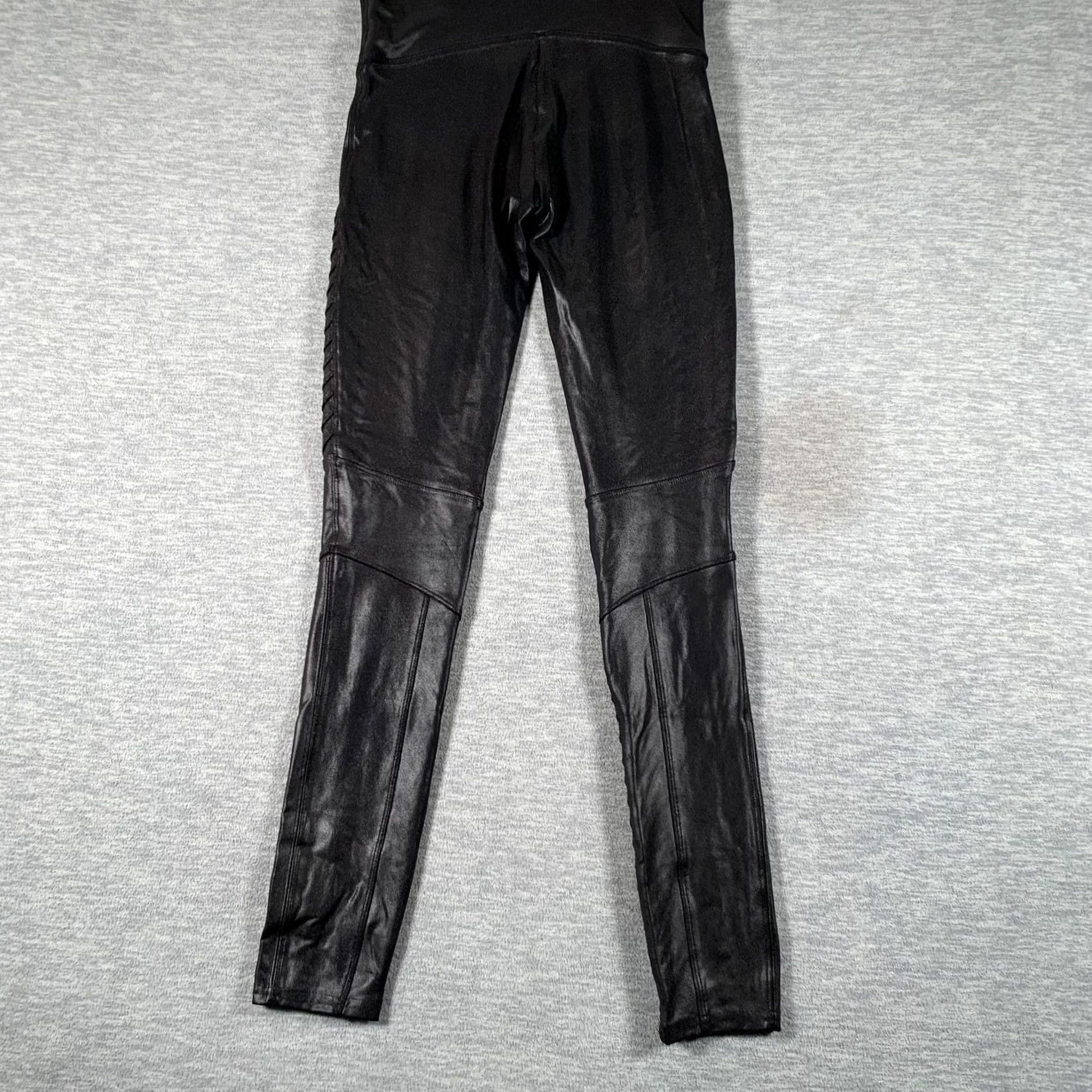 Spanx Spanx Faux Leather Moto Leggings Womens Small Black High Rise Ankle Shaping Size 28" / US 6 / IT 42 - 6 Thumbnail