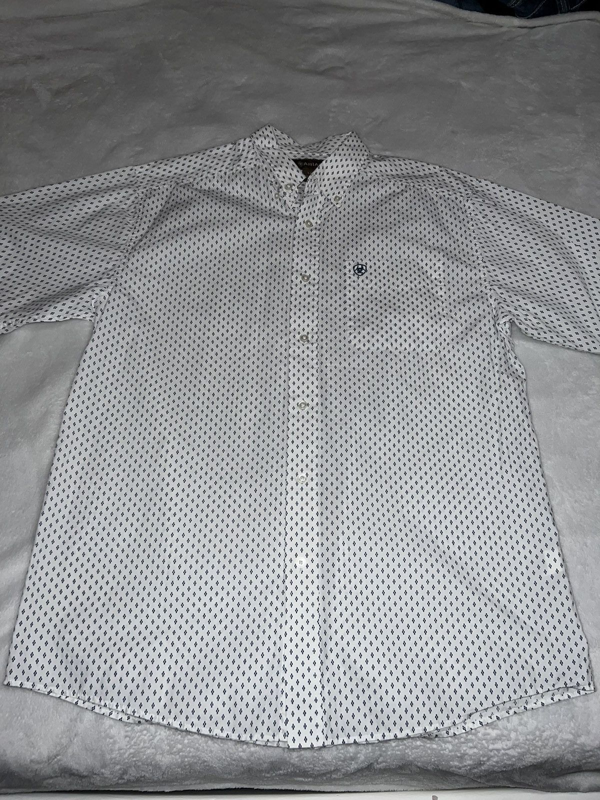 Ariat Men’s ariat shirt Size US L / EU 52-54 / 3 - 1 Thumbnail