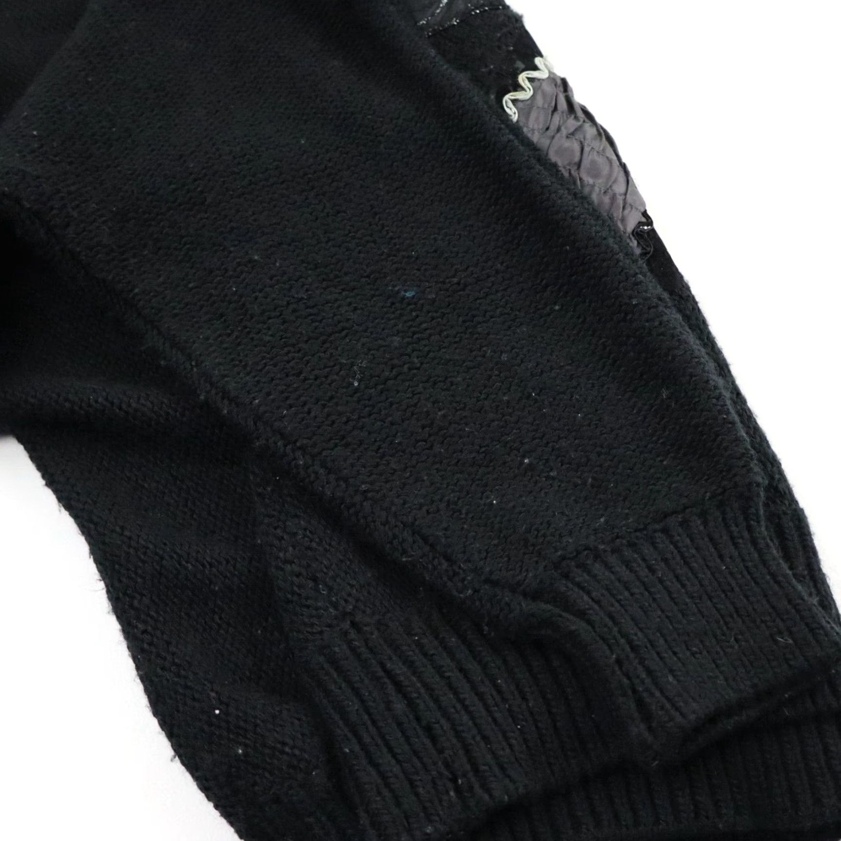 Vintage VINTAGE Carducci Sweater Mens M Black Chunky-Knit Crew Neck 3d Embellished Ribbon Lace 80s 90s Dad Core Pullover Modern Retro Style/Coogi-inspired Size US M / EU 48-50 / 2 - 7 Thumbnail