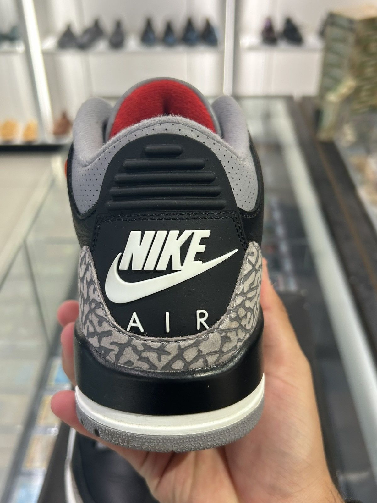 Jordan Brand Jordan 3 Black cement 2024 Size US 8 / EU 41 - 5 Thumbnail
