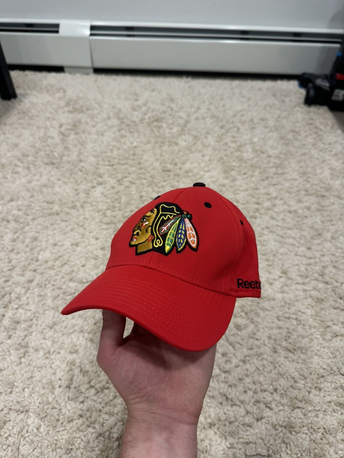 Reebok Vintage Reebok NHL Chicago Blackhawks Cap Red Size ONE SIZE - 1 Thumbnail