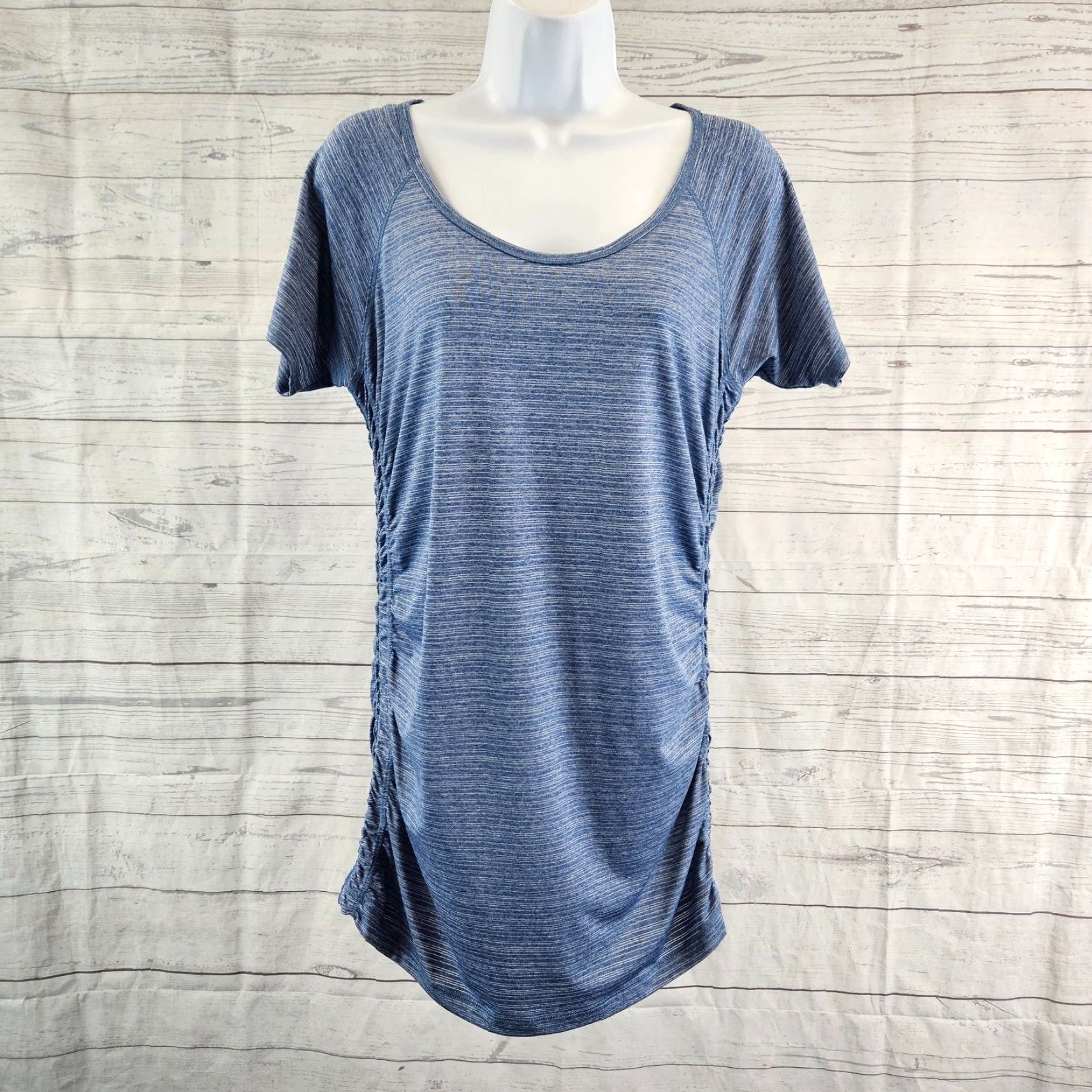 Eddie Bauer Eddie Bauer Womens Tunic Top Sz Large Blue Short Sleeve Ruched Size L / US 10 / IT 46 - 2 Thumbnail