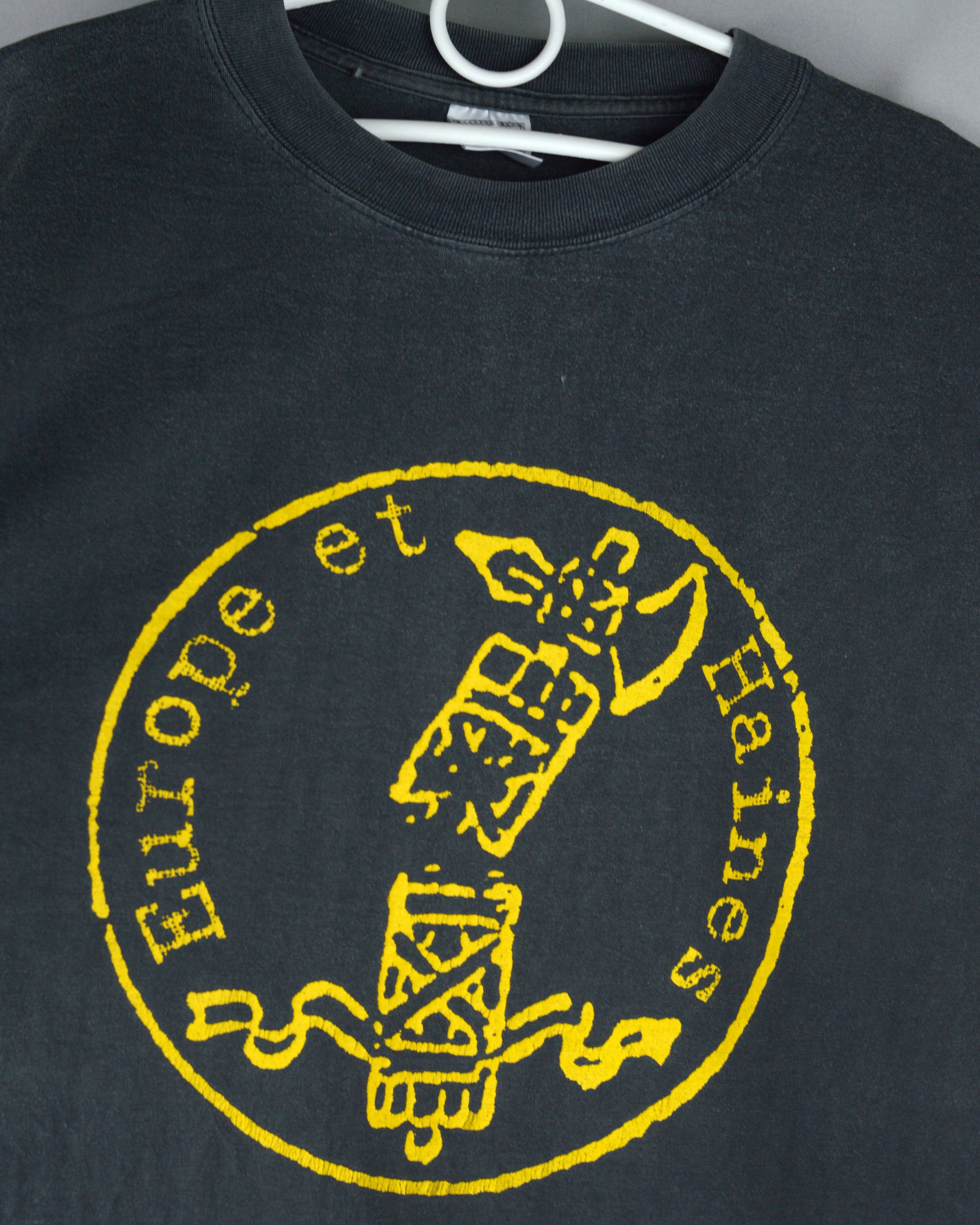 Vintage Vintage Trust Europe et Haines 1996 long sleeve t shirt Size US M / EU 48-50 / 2 - 3 Thumbnail