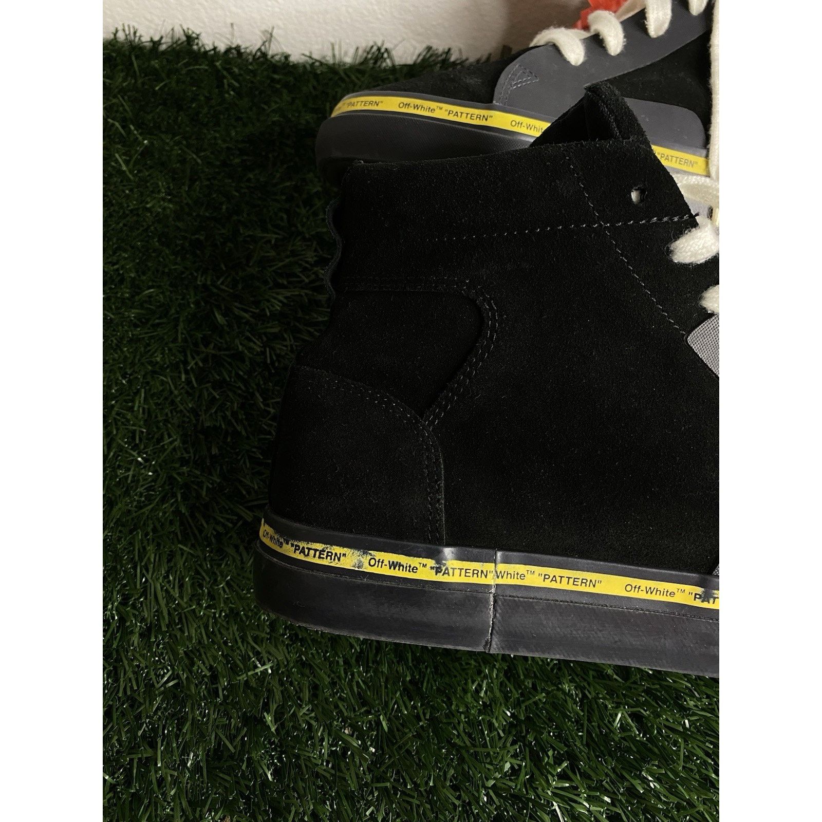 Off-White Off-White Vulc Sneaker Mid 'Black' | Size 43 EU ( 10 us ) Size US 10 / EU 43 - 5 Thumbnail
