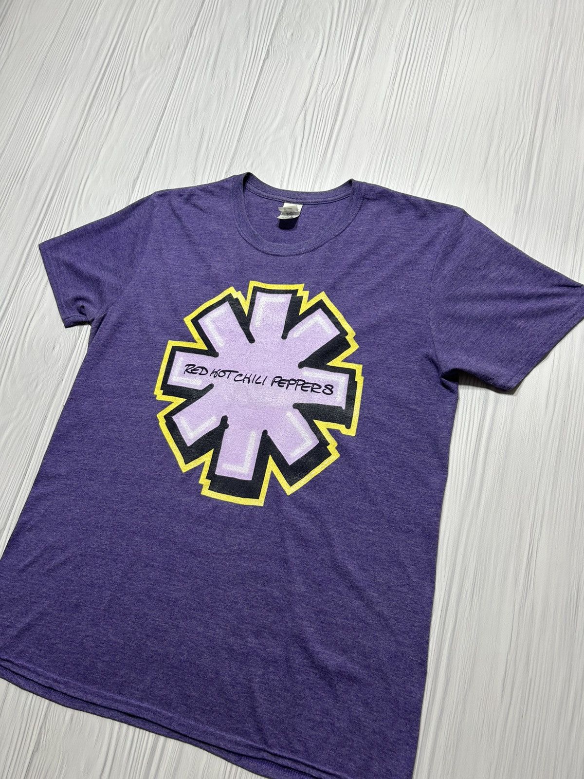 Band Tees Vintage Red Hot Chili Peppers The Getaway Tour T-Shirt Size US L / EU 52-54 / 3 - 3 Thumbnail