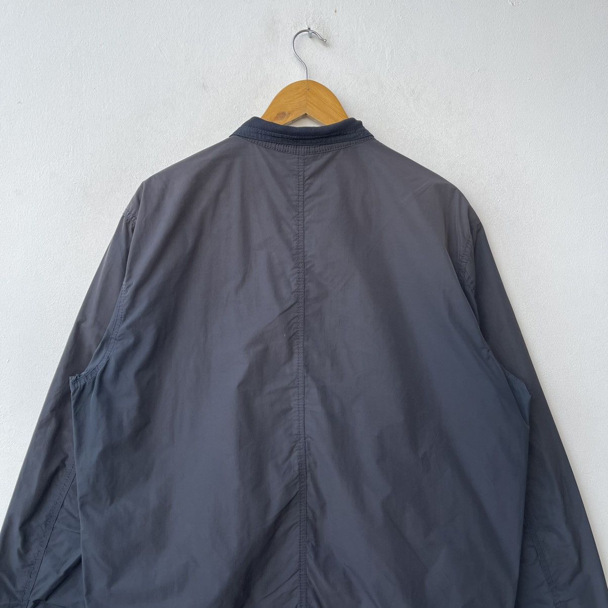 Tommy Hilfiger Vintage 90s Tommy Hilfiger Tech Blouson Jacket Size US L / EU 52-54 / 3 - 10 Thumbnail