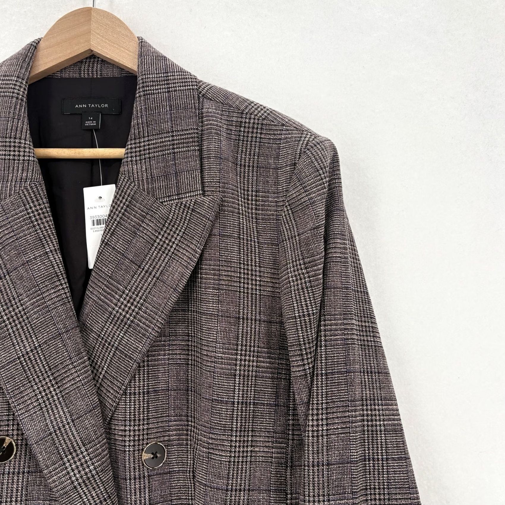 Ann Taylor Ann Taylor Blazer Womens 14 Gray Plaid Double Breasted Work Jacket Career Formal Size XL / US 12-14 / IT 48-50 - 2 Thumbnail