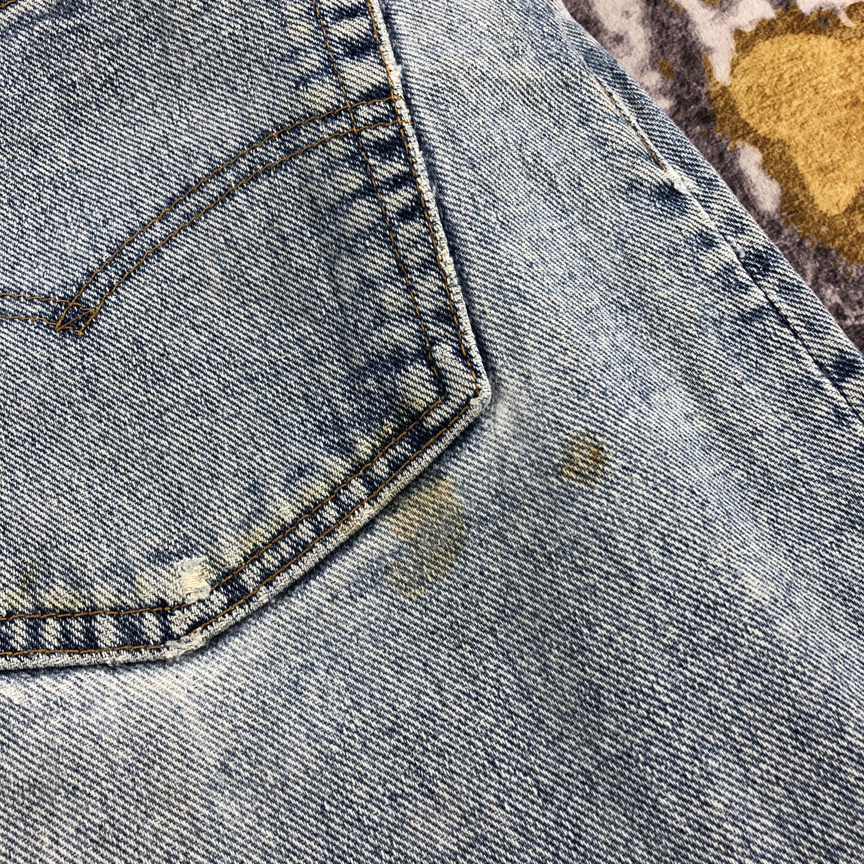 Levi's × Vintage Vintage 90s Light Wash Levis 550 Jeans-JM2427 Size US 37 - 9 Thumbnail