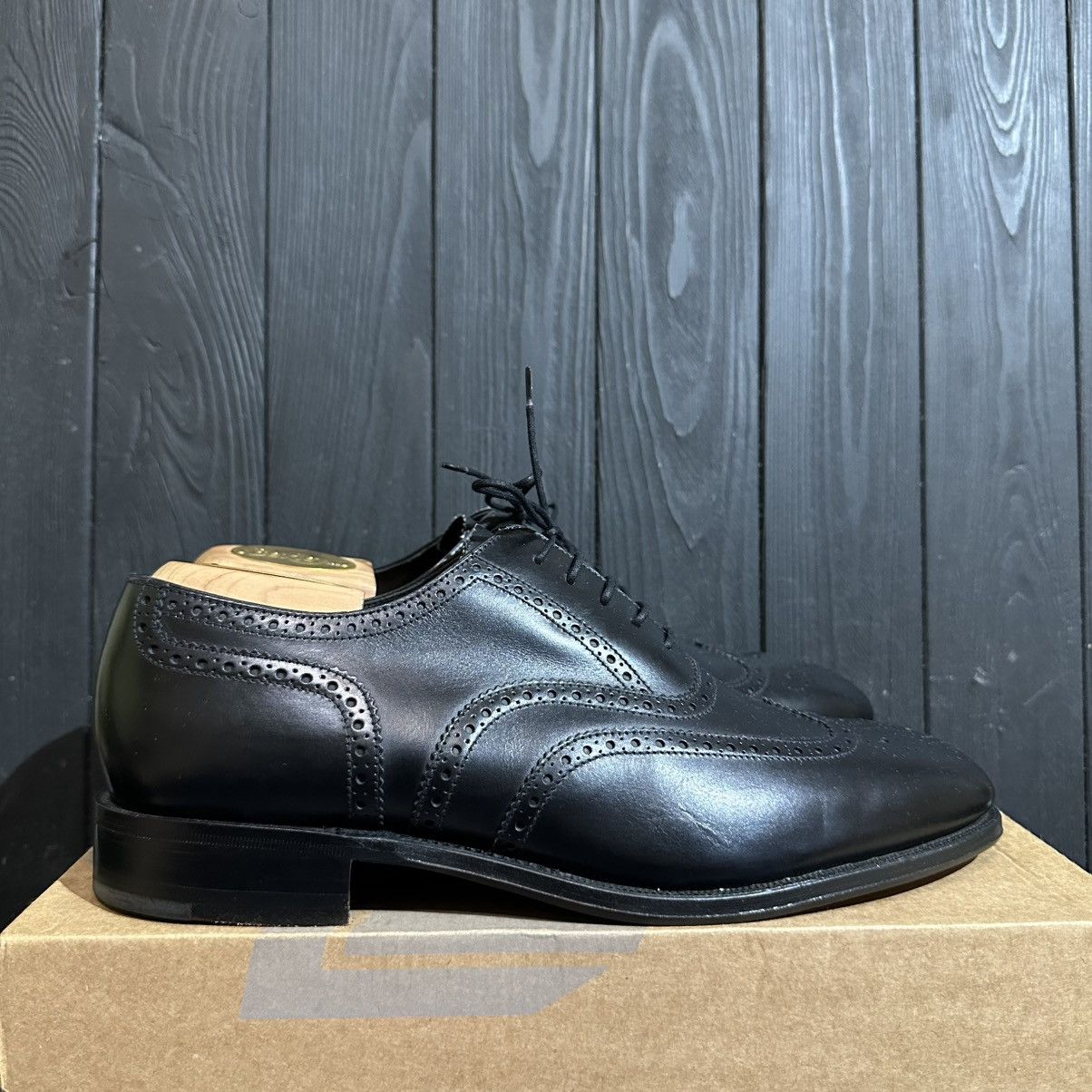 Loake LOAKE ENGLAND 🏴󠁧󠁢󠁥󠁮󠁧󠁿- Men’s Leather Oxford Size 8.5UK Size US 8.5 / EU 41-42 - 1 Thumbnail