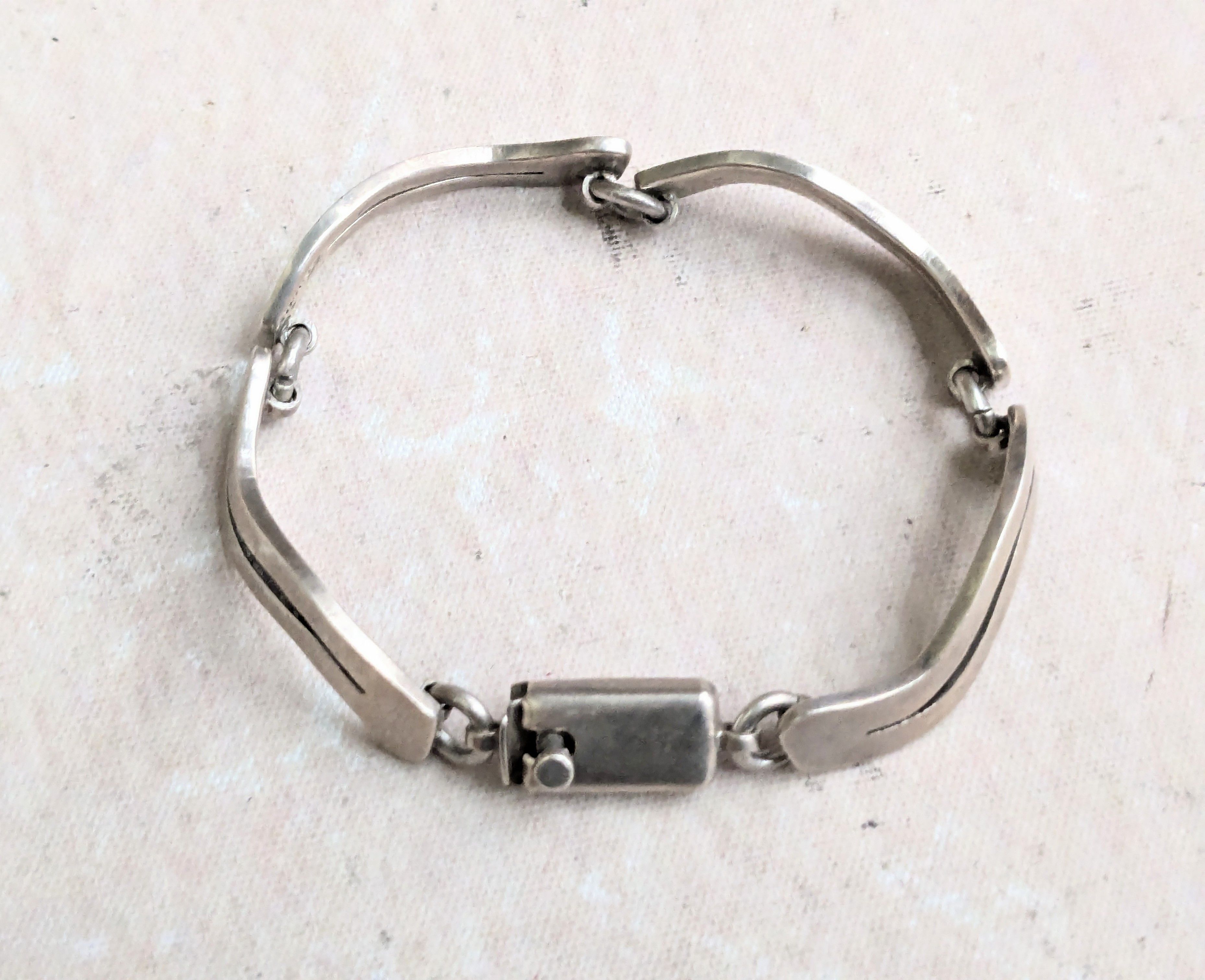 Jewelry Vintage Sterling Silver Bracelet Wavy Taxco 7.25" Size ONE SIZE - 4 Thumbnail