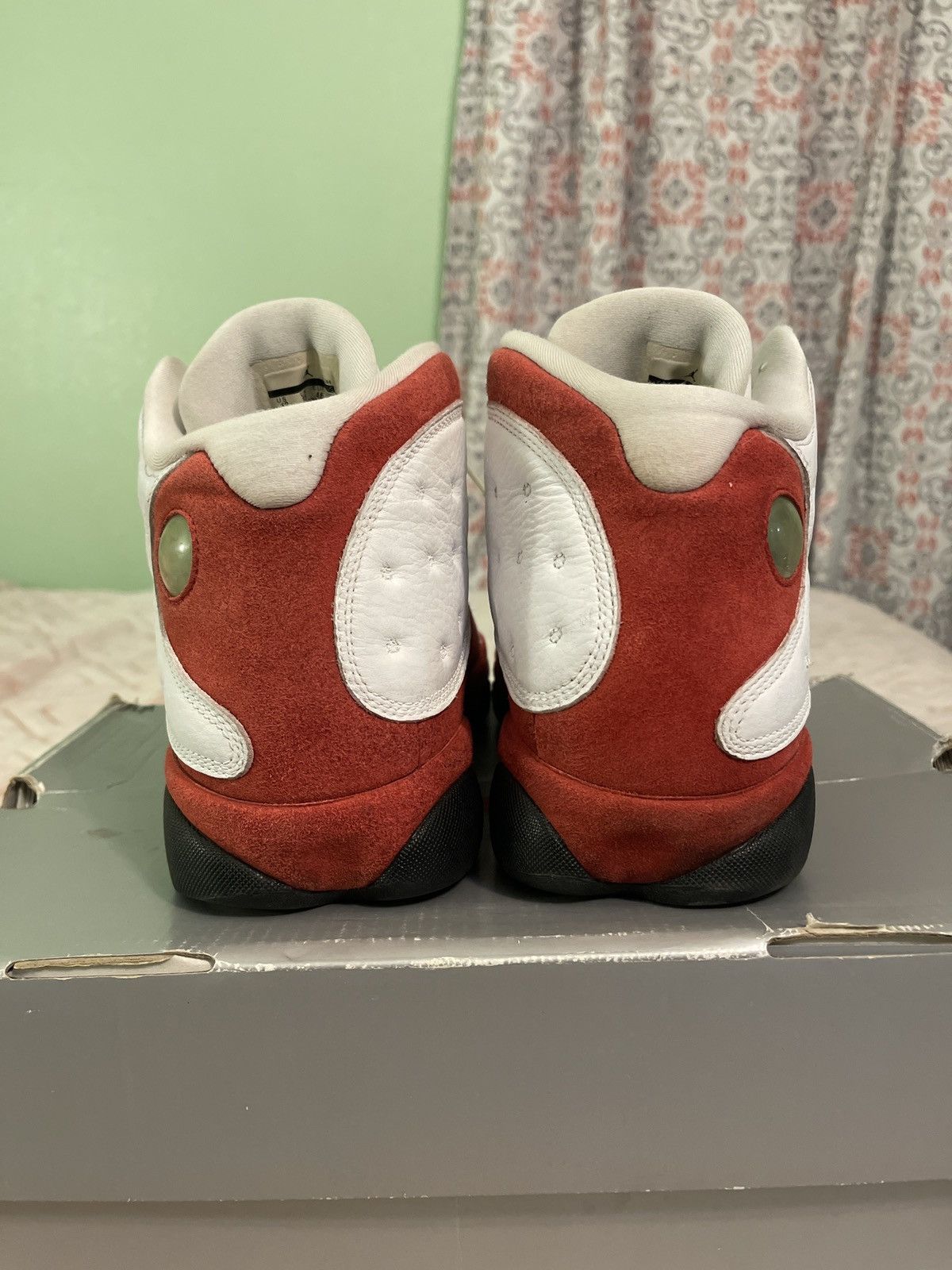 Jordan Brand × Nike AIR JORDAN RETRO 13 CHERRY Size US 12 / EU 45 - 4 Thumbnail