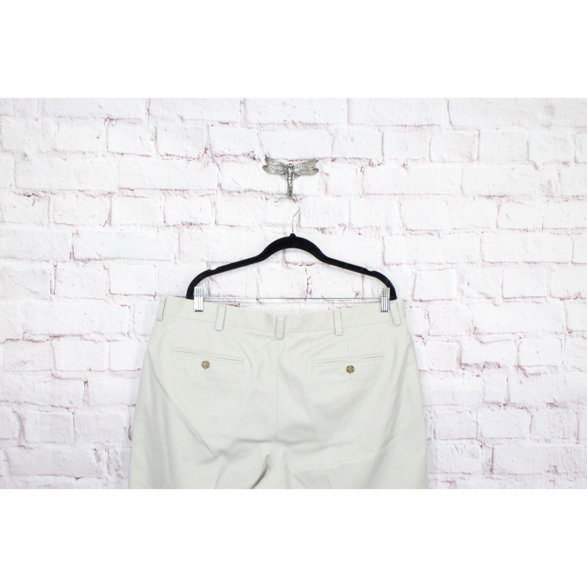 L.L. Bean LL Bean Men's Wrinkle Free Double L Chinos Classic Fit 38 Size US 38 / EU 54 - 4 Thumbnail