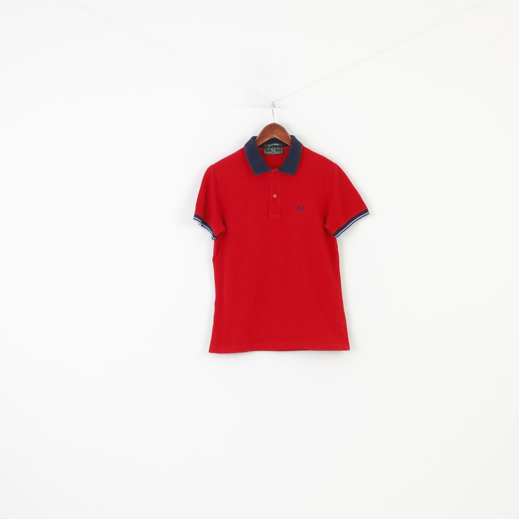 Fred Perry Fred Perry Men 38 (M) Polo Shirt Red England Top 10475 Size US M / EU 48-50 / 2 - 2 Thumbnail