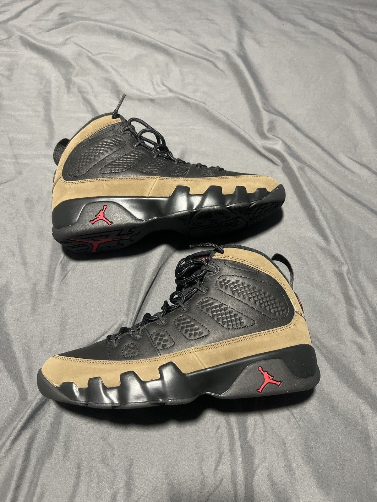 Jordan Brand Jordan Olive 9s Size US 9 / EU 42 - 1 Thumbnail