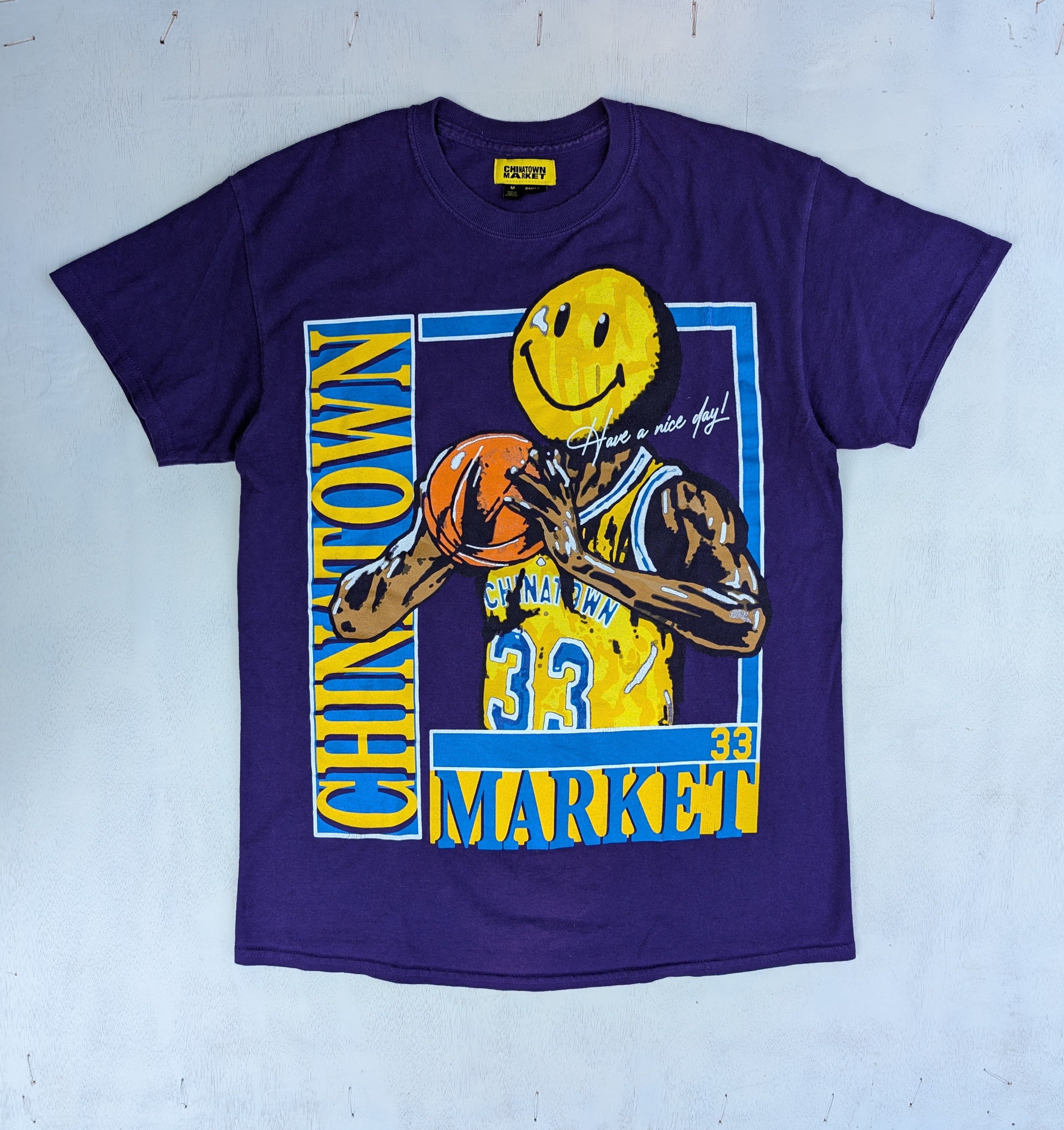 Market × Vintage 00s Chinatown Market Smiley Basketball graphic t shirt sz M Size US M / EU 48-50 / 2 - 1 Thumbnail