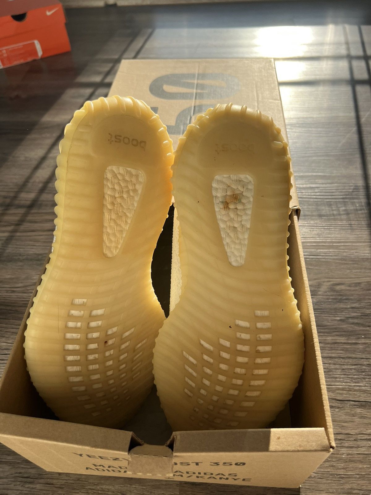 Yeezy Yeezy Boost 350 Cream White Size US 10 / EU 43 - 7 Thumbnail