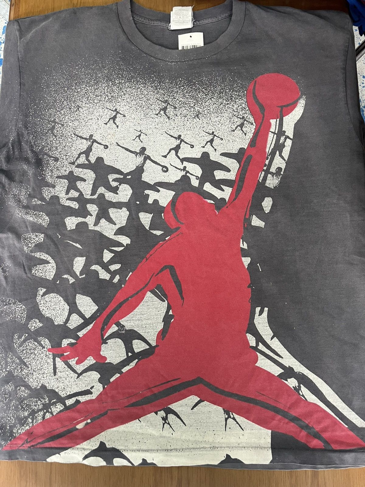 Jordan Brand × Nike × Vintage Vintage Nike Michael Jordan Ovp 90’s Tshirt Size US L / EU 52-54 / 3 - 4 Thumbnail