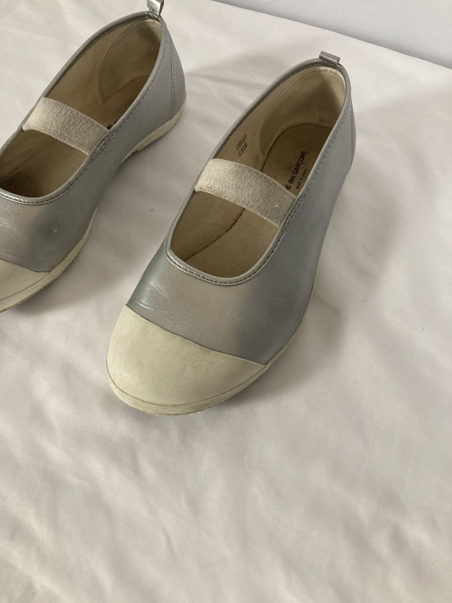 Comme des Garcons Comme des Garçons Silver Metallic Mary Jane Ballet Flats Size US 8 / IT 38 - 2 Thumbnail