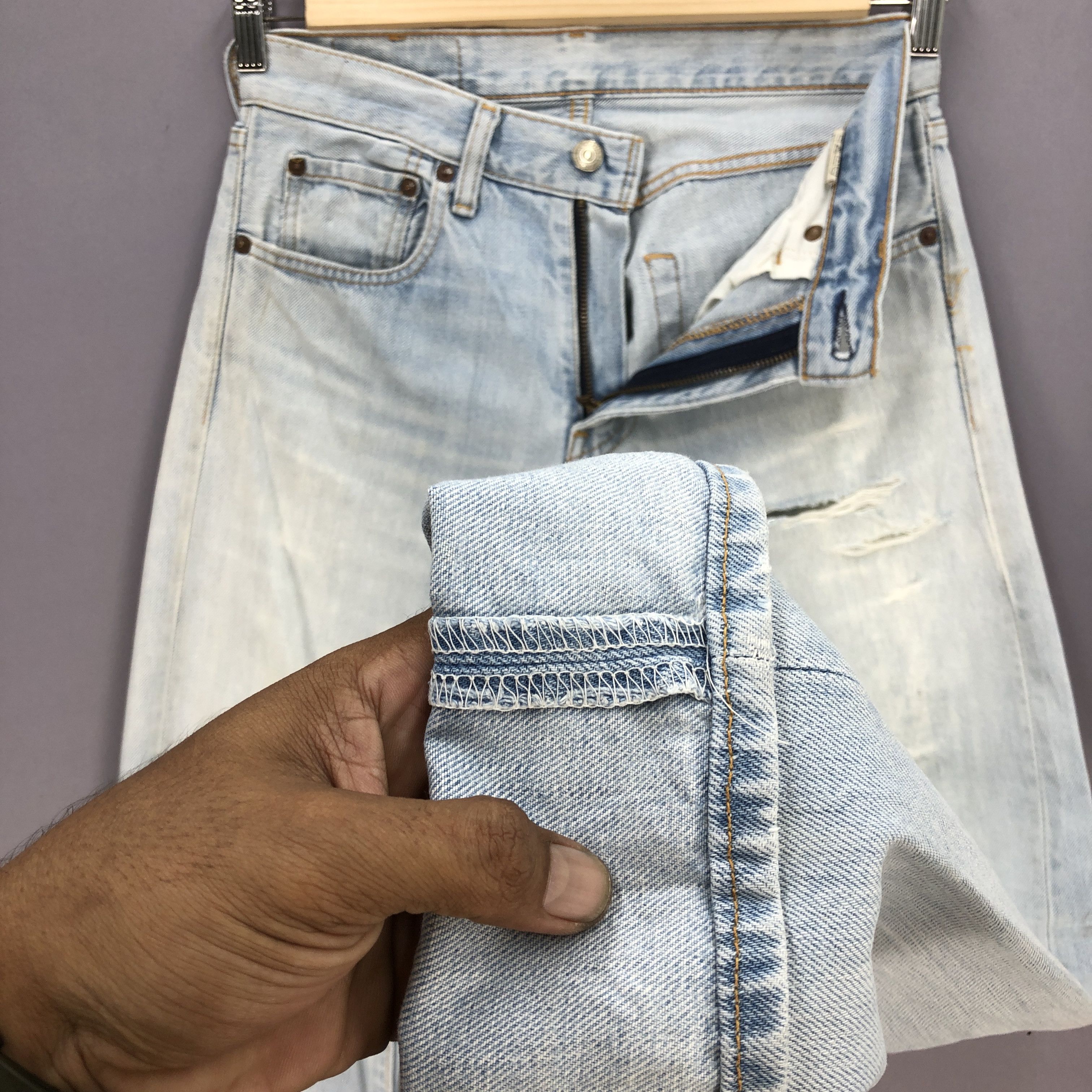 Levi's × Vintage Vintage Y2K Sunfaded Levis Distressed Jeans Levi's 505 Denim Size US 30 / EU 46 - 8 Thumbnail