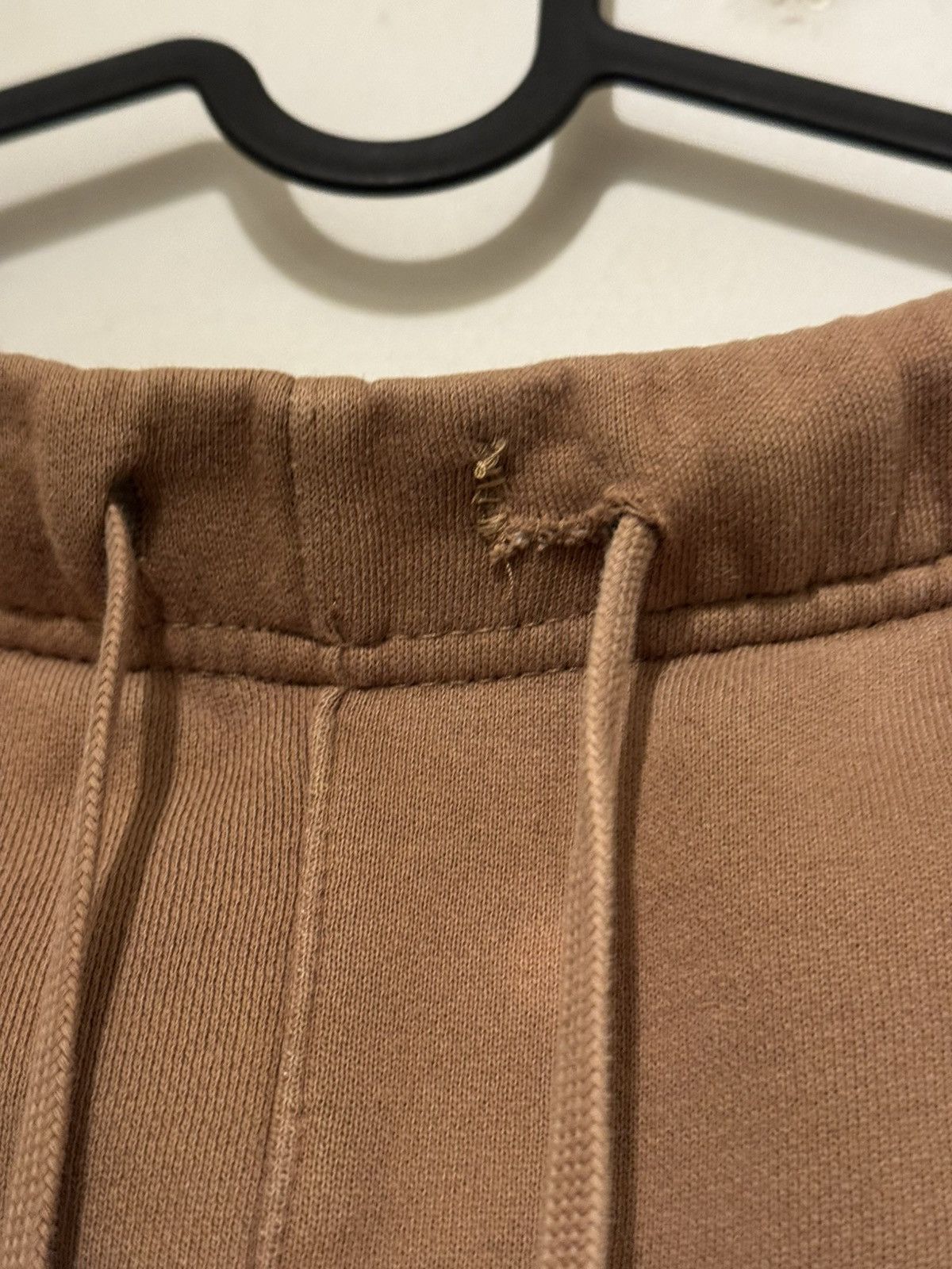 Fear of God OG Fear of God Essentials Sweatpants Tan SZ Medium🔥 Size US 32 / EU 48 - 5 Thumbnail