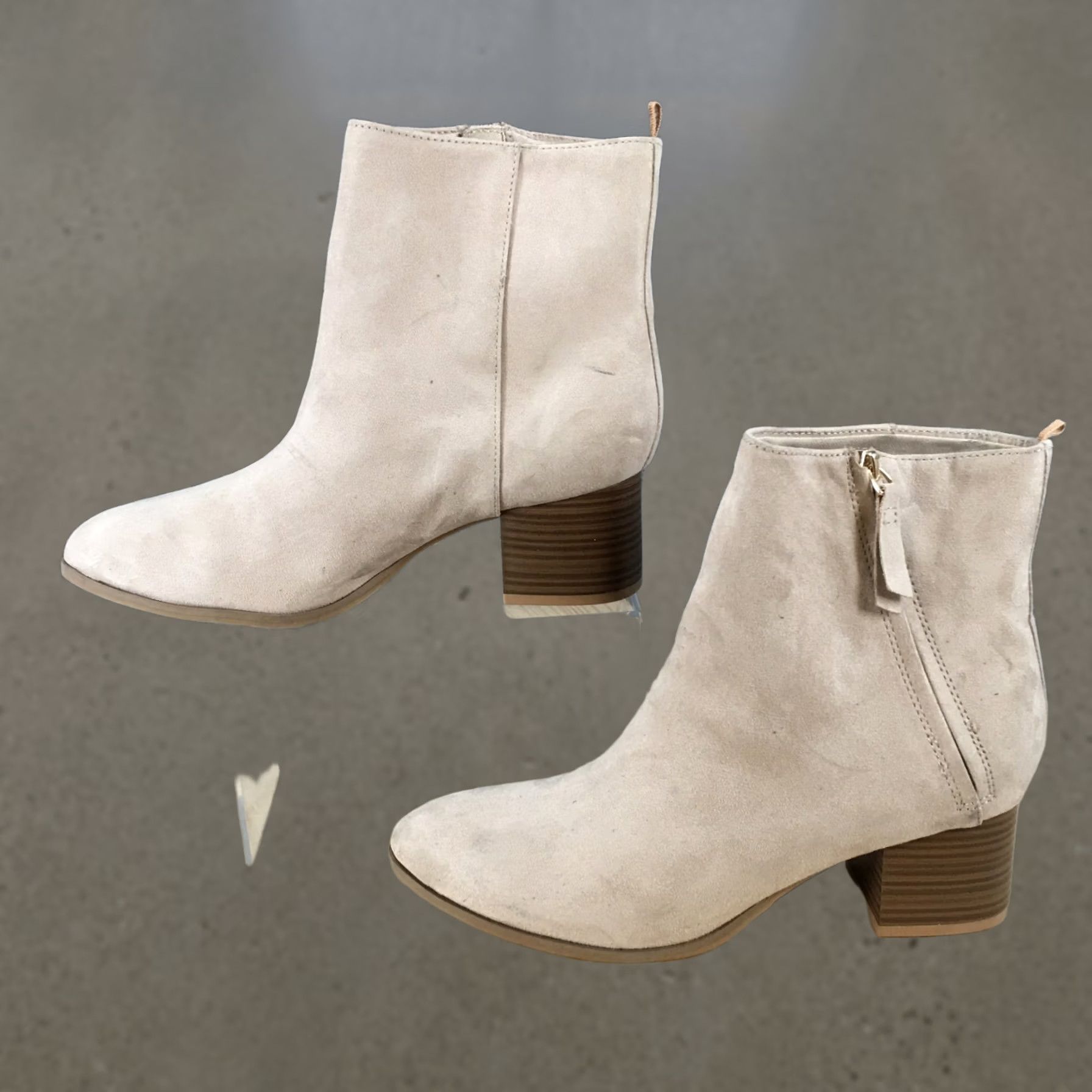 Old Navy Old Navy Boots Womens 8 Casual Side Zip Ankle Booties Beige Faux Suede Heels Size US 8 / IT 38 - 1 Thumbnail