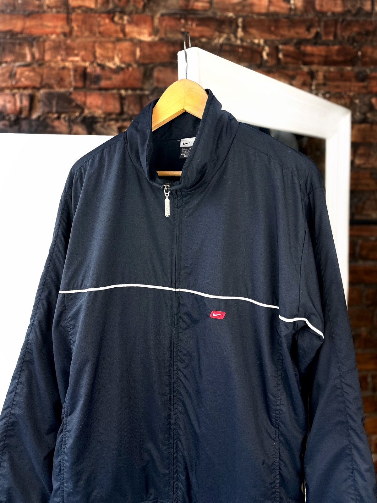 Nike Vintage Men’s Nike Nylon Light Jacket Full Zip Dark Blue Size US M / EU 48-50 / 2 - 2 Thumbnail