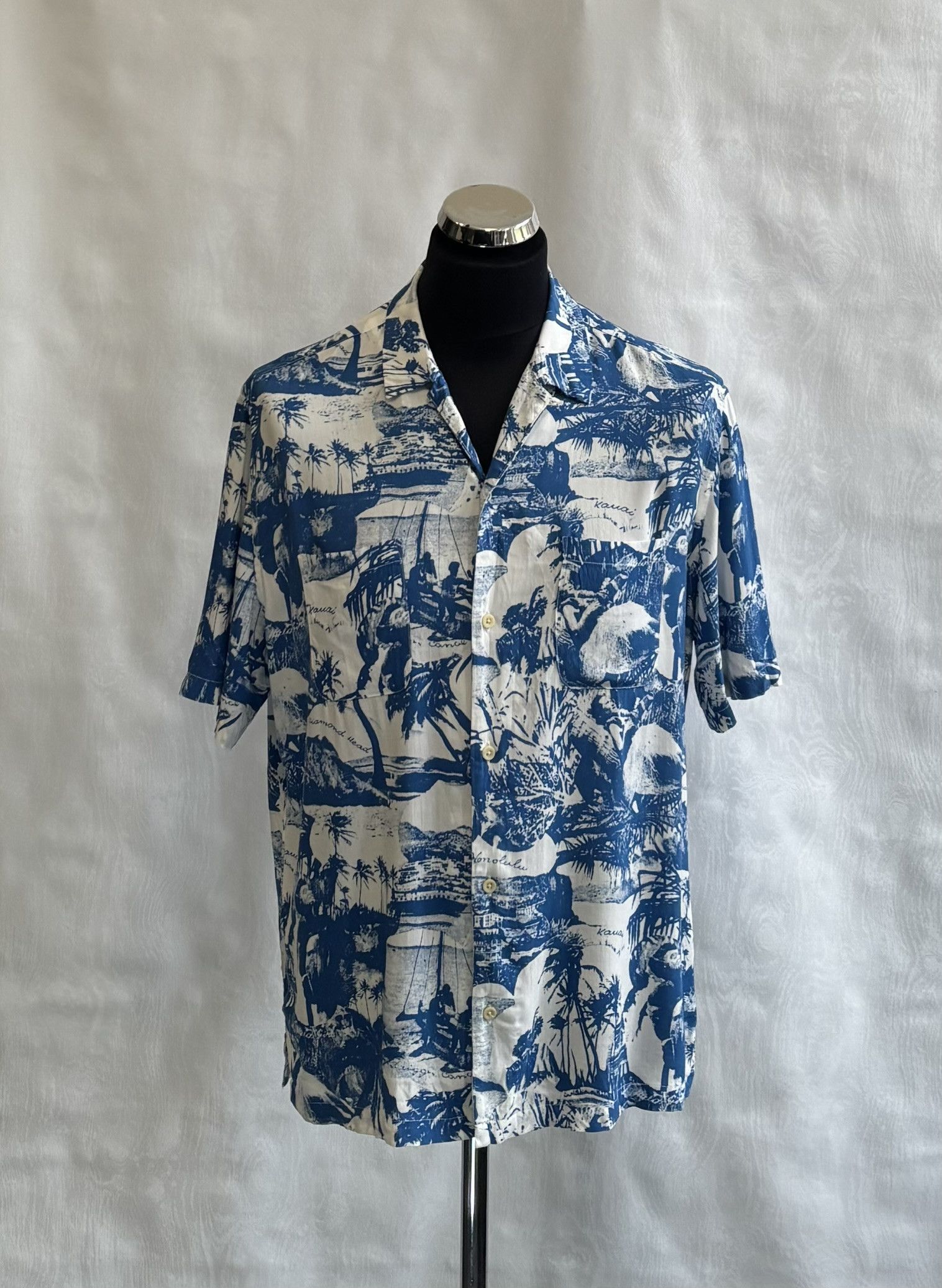 Allsaints Allsaints Hawaiian shirt size. S fit M/L Size US S / EU 44-46 / 1 - 1 Thumbnail
