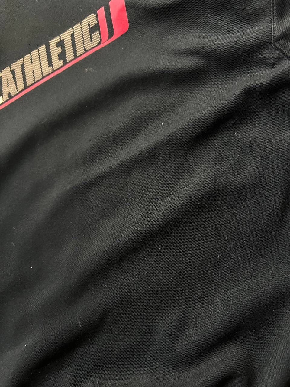 Nike × Vintage 🏴‍☠️ 90’s NIKE ATHLETIC RETRO CREWNECK BIG CENTR LOGO Y2K 90’s Size US L / EU 52-54 / 3 - 3 Thumbnail