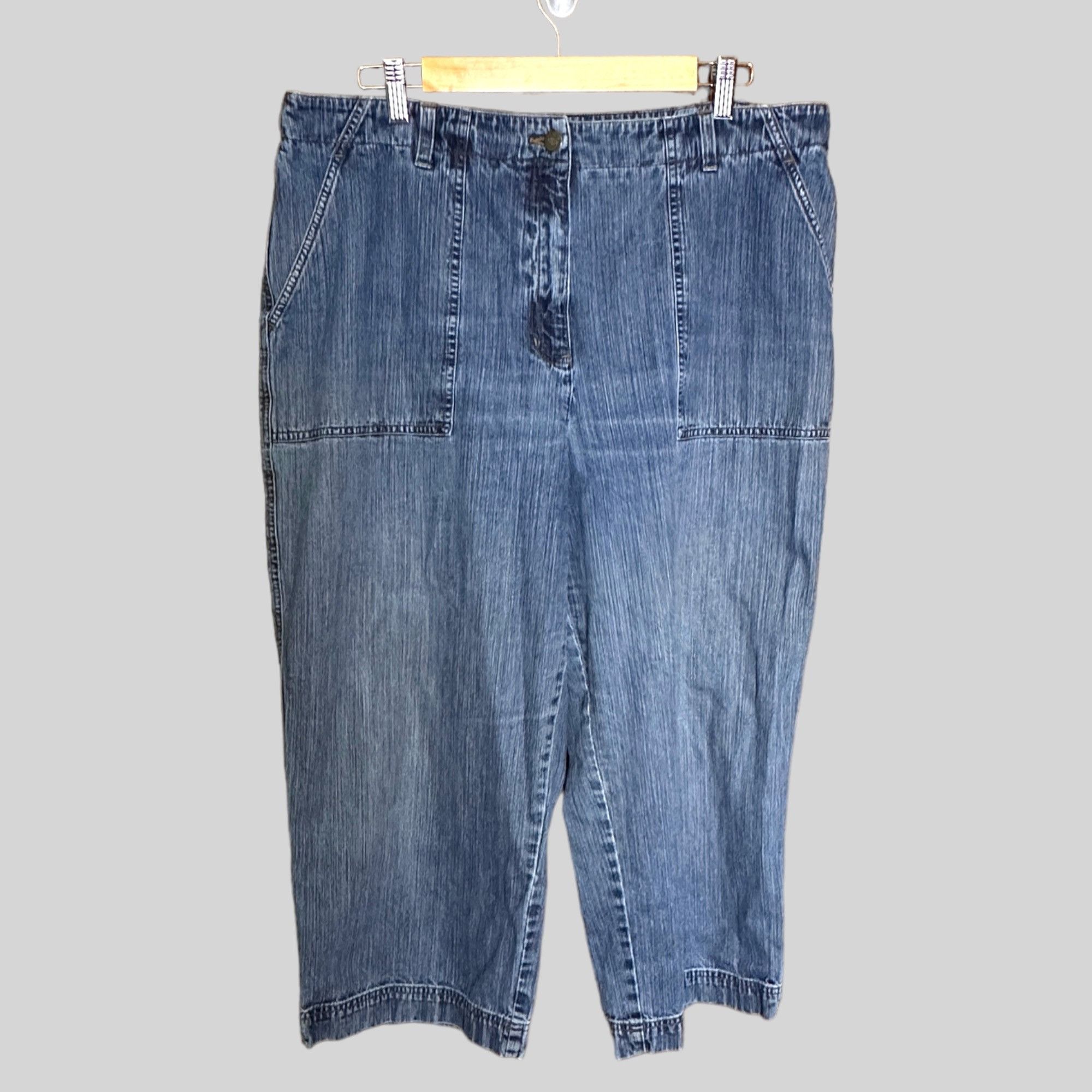 Jones New York Jones Sport Womens Denim Chambray Capris VGUC Summer Casual Size 35" - 1 Thumbnail