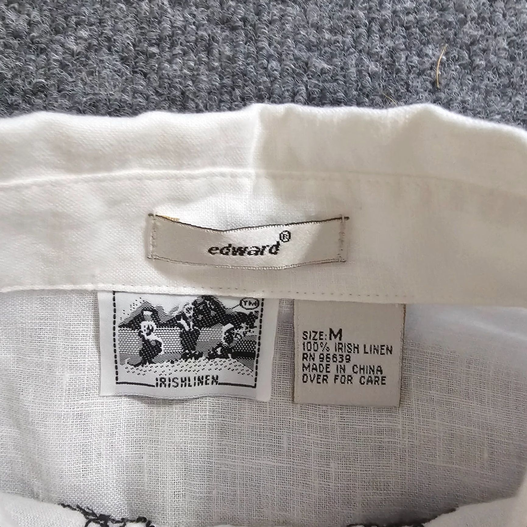 Vintage Edward Top Shirt Womens Medium White Irish Linen Black Embroidery Blouse Career Casual Size M / US 6-8 / IT 42-44 - 3 Thumbnail