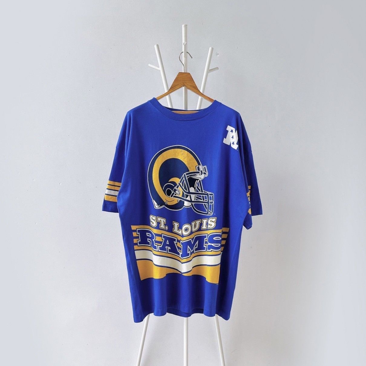 Salem Sportswear × Vintage 90s St. Louis Rams NFL t-shirt/ XXL Size US XXL / EU 58 / 5 - 1 Thumbnail