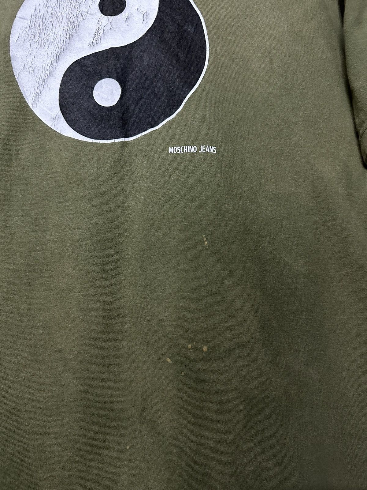 Moschino × Vintage Vintage Moschino Jeans Yin And Yang Logo Sun Faded Tee Size US L / EU 52-54 / 3 - 4 Thumbnail