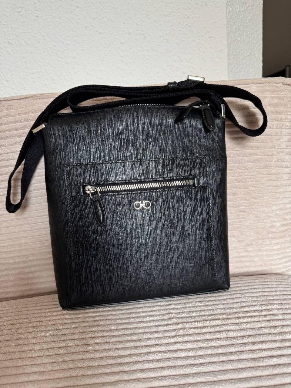 Salvatore Ferragamo Salvatore Ferragamo Gancini Shoulder Bag Size ONE SIZE - 1 Thumbnail