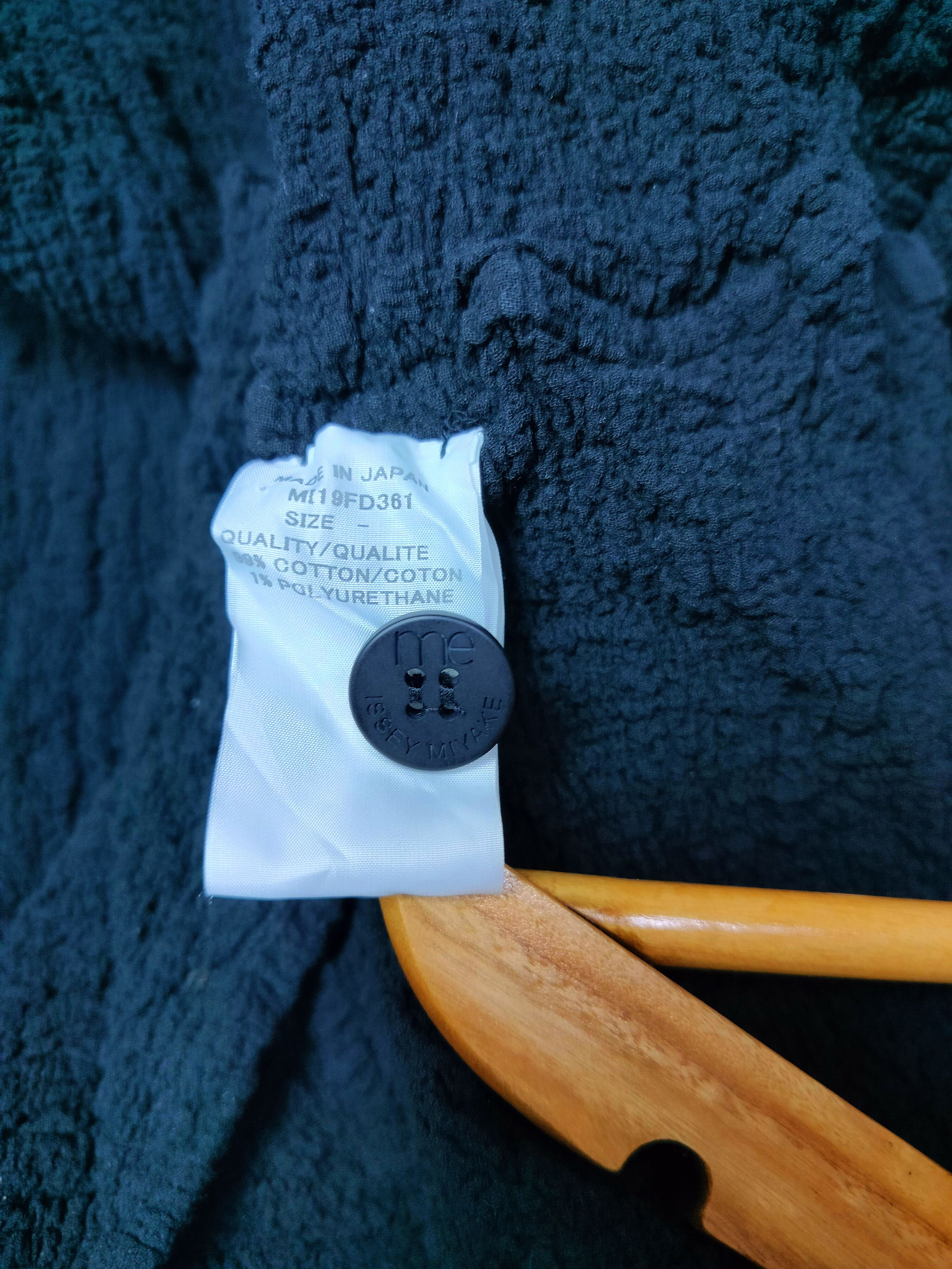 Issey Miyake Issey Miyake Me Cauliflower Pleated Black Cardigan Size ONE SIZE - 9 Thumbnail