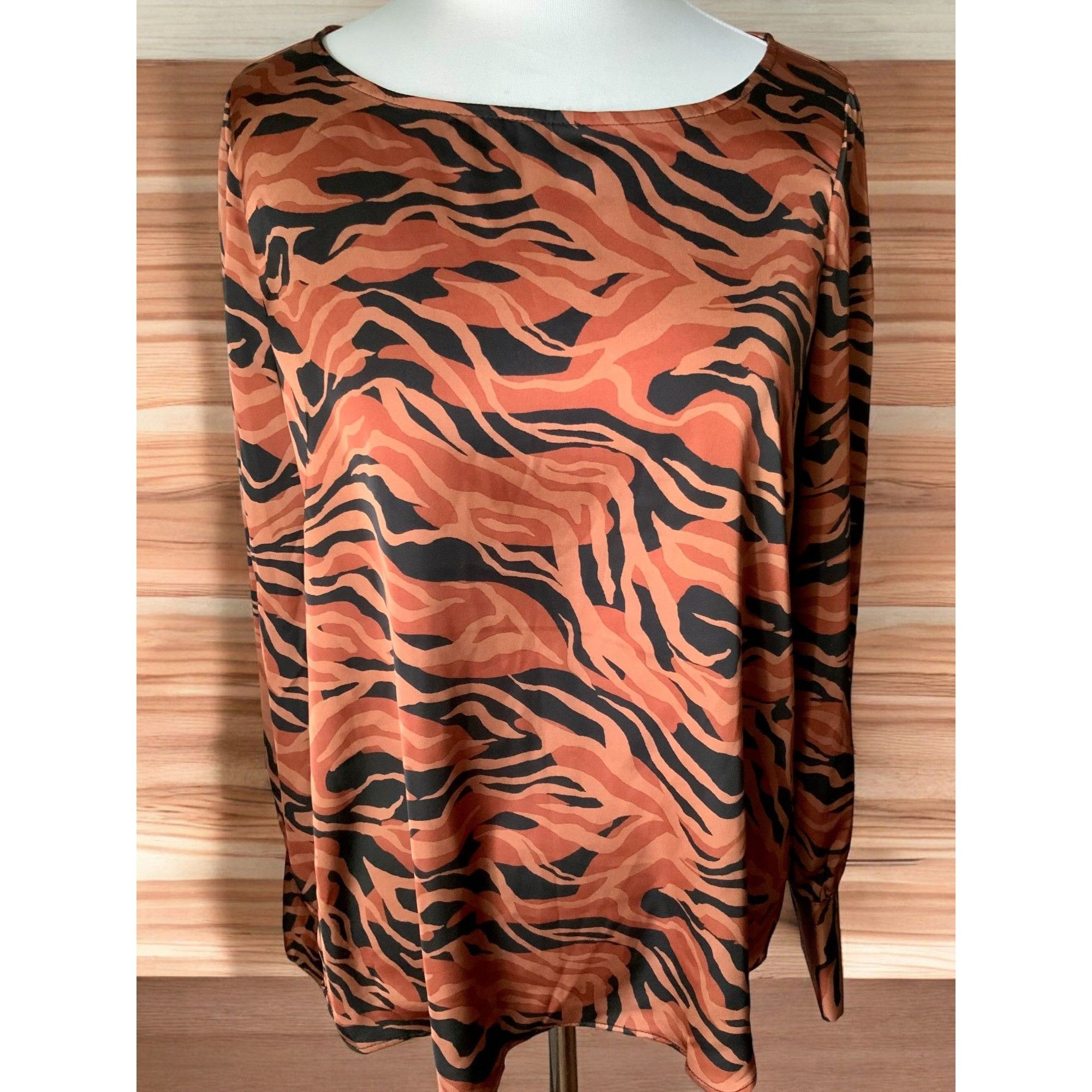 Elie Tahari Tahari Long Sleeve Tiger Print Polyester Blend Blouse Medium Size M / US 6-8 / IT 42-44 - 8 Thumbnail