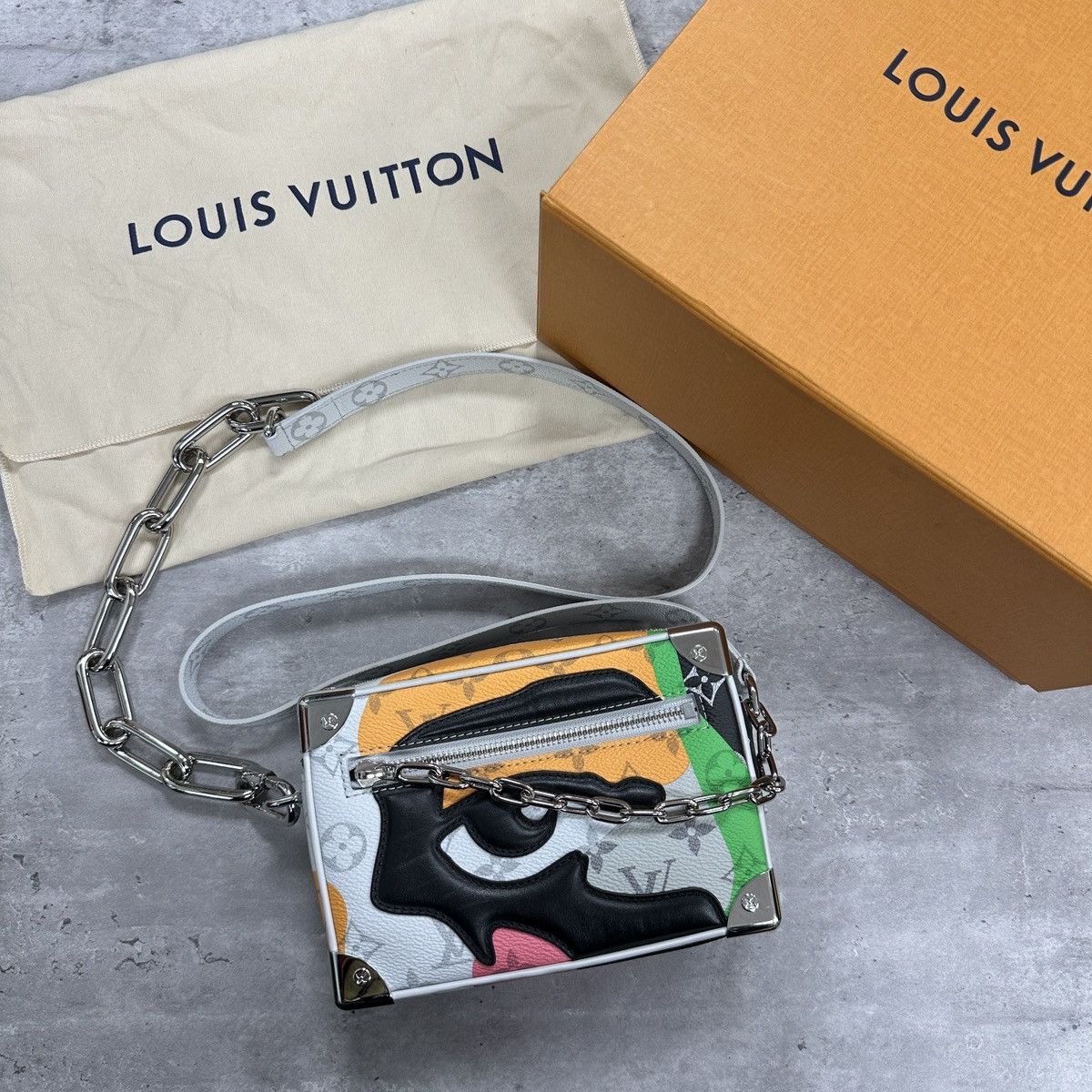 Louis Vuitton Louis Vuitton LV Kid Super Mini Soft Trunk Eye Monogram Size ONE SIZE - 17 Thumbnail